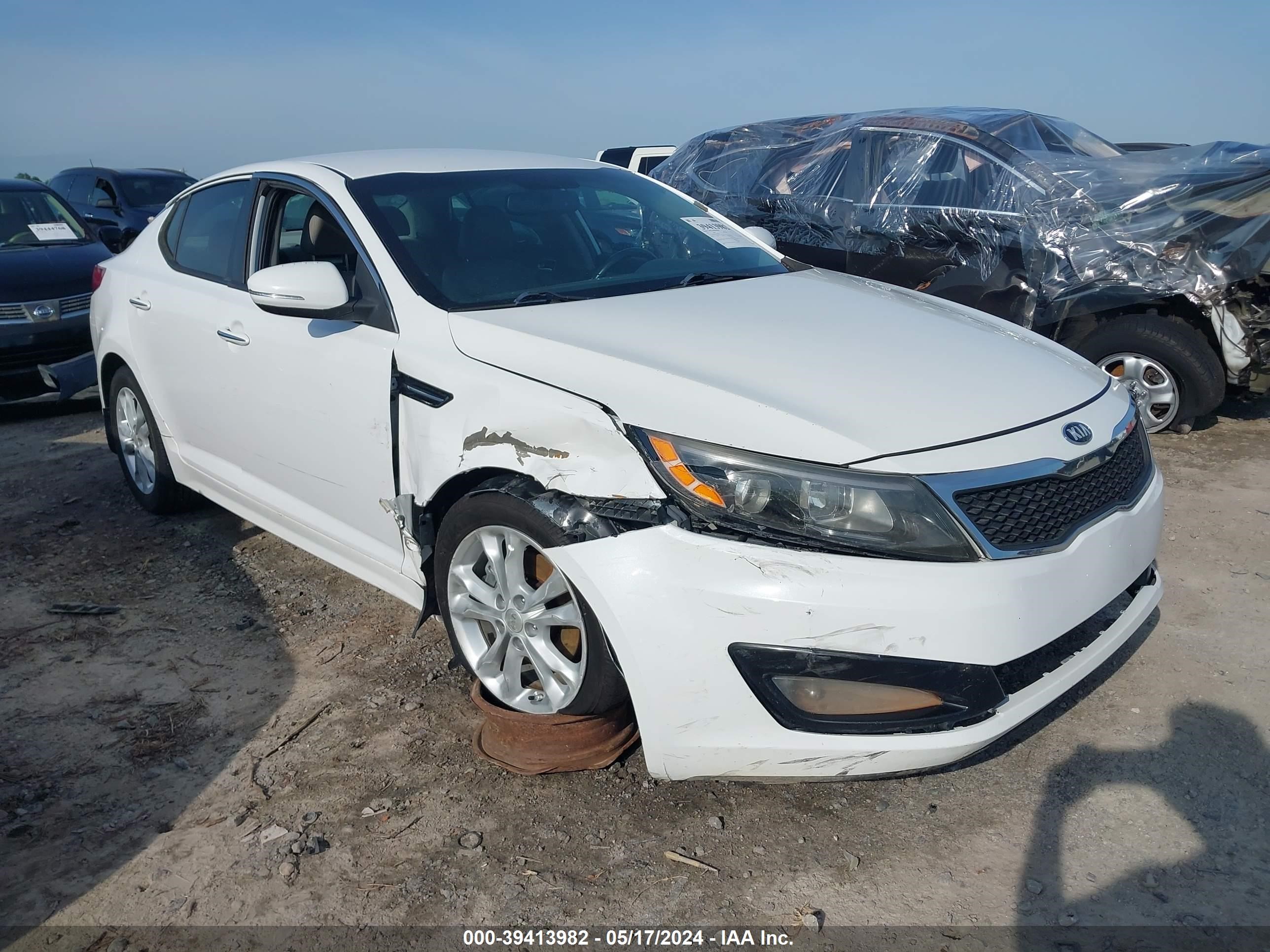 5XXGN4A71EG306018 2014 Kia Optima Ex