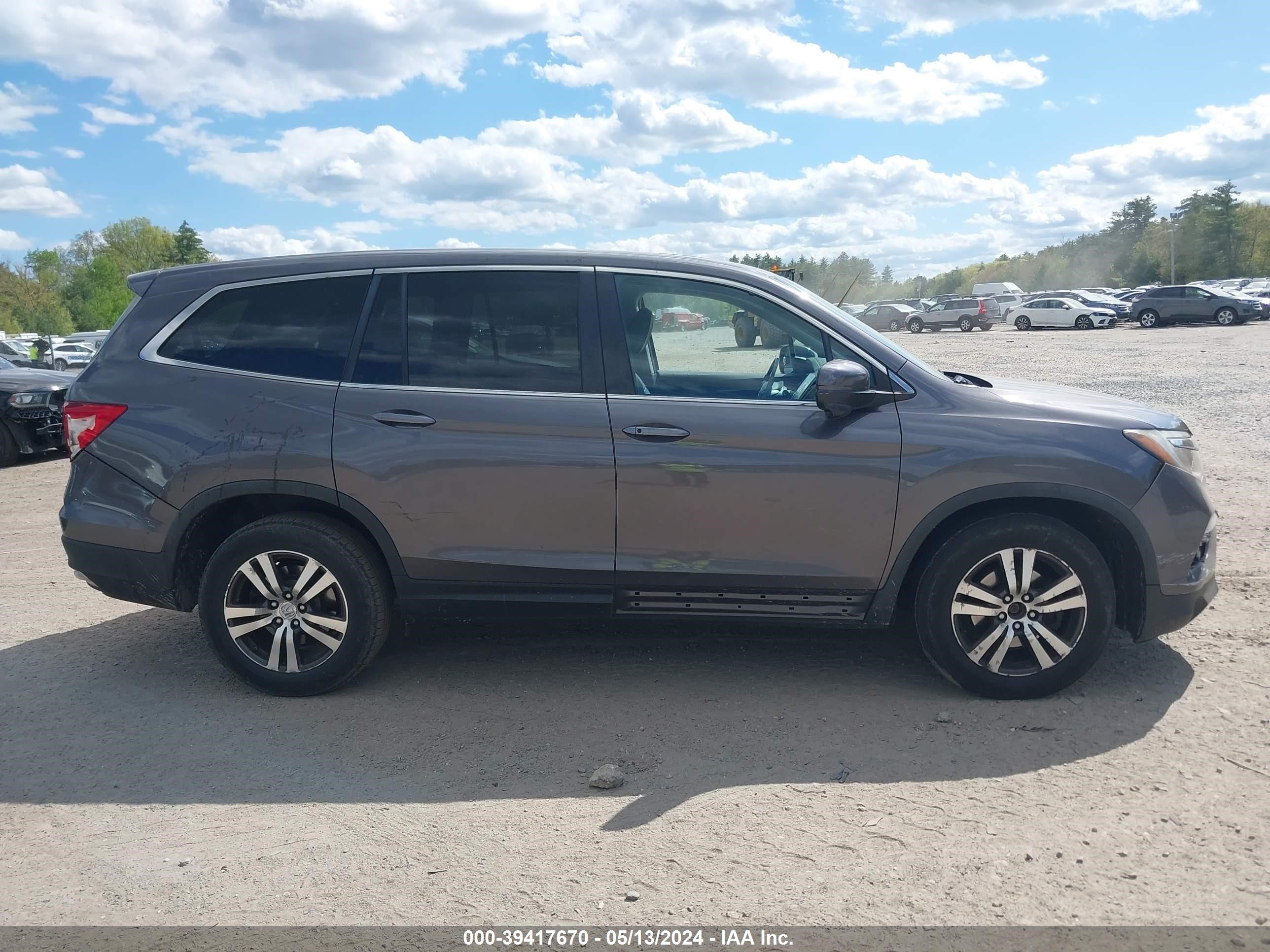 2016 Honda Pilot Ex-L vin: 5FNYF6H70GB073998