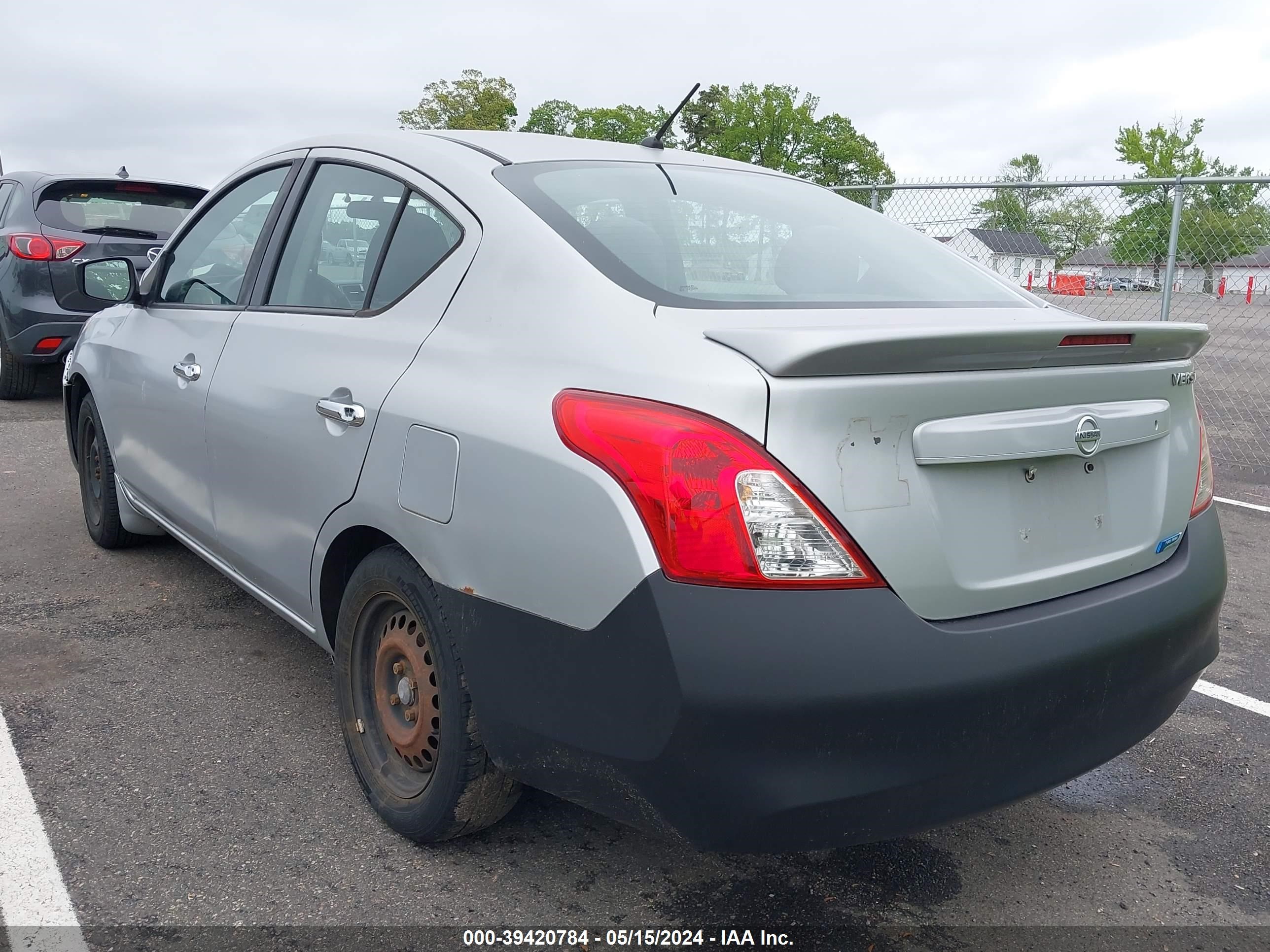 2014 Nissan Versa 1.6 Sv vin: 3N1CN7AP8EL819208