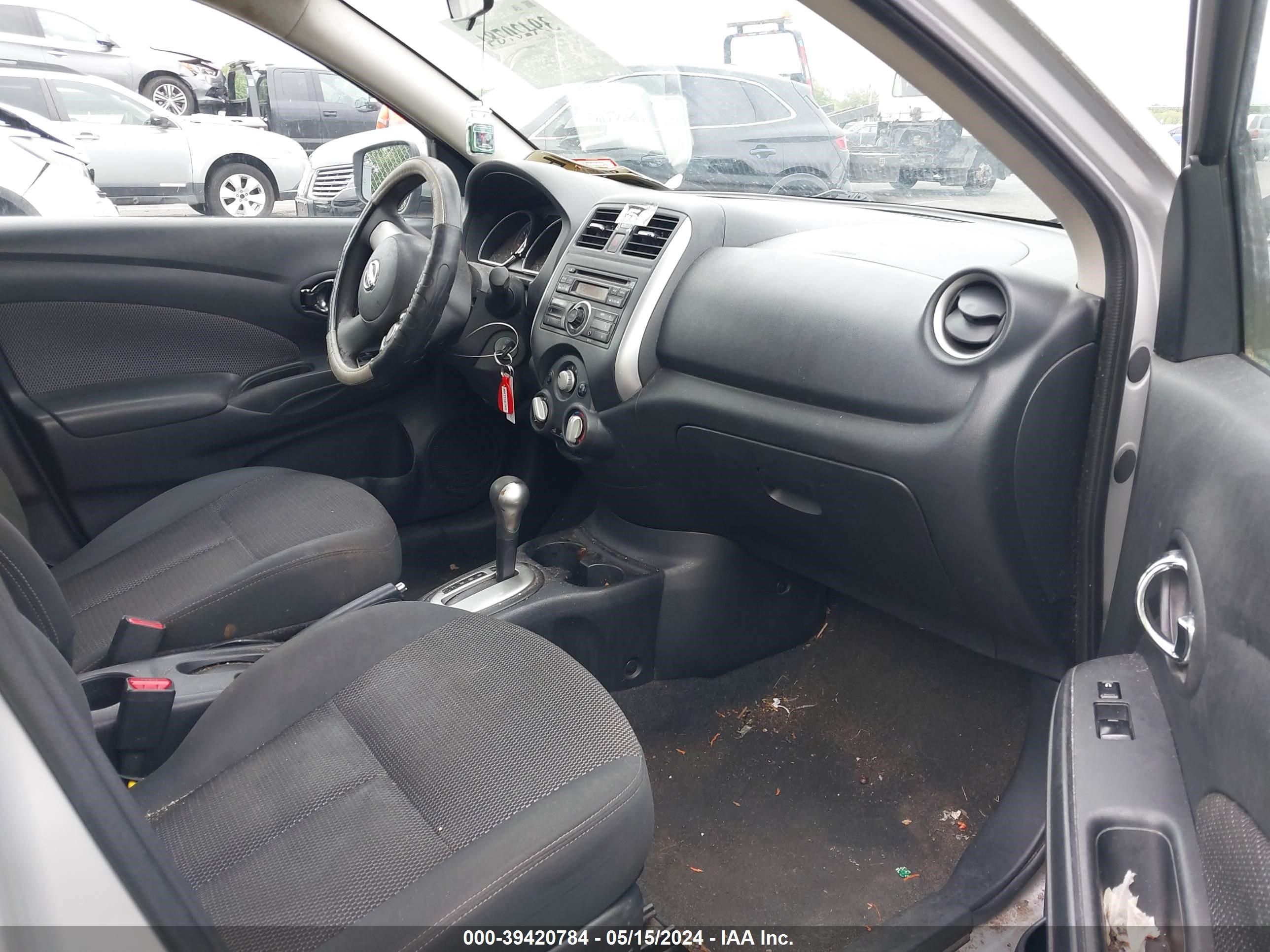 2014 Nissan Versa 1.6 Sv vin: 3N1CN7AP8EL819208