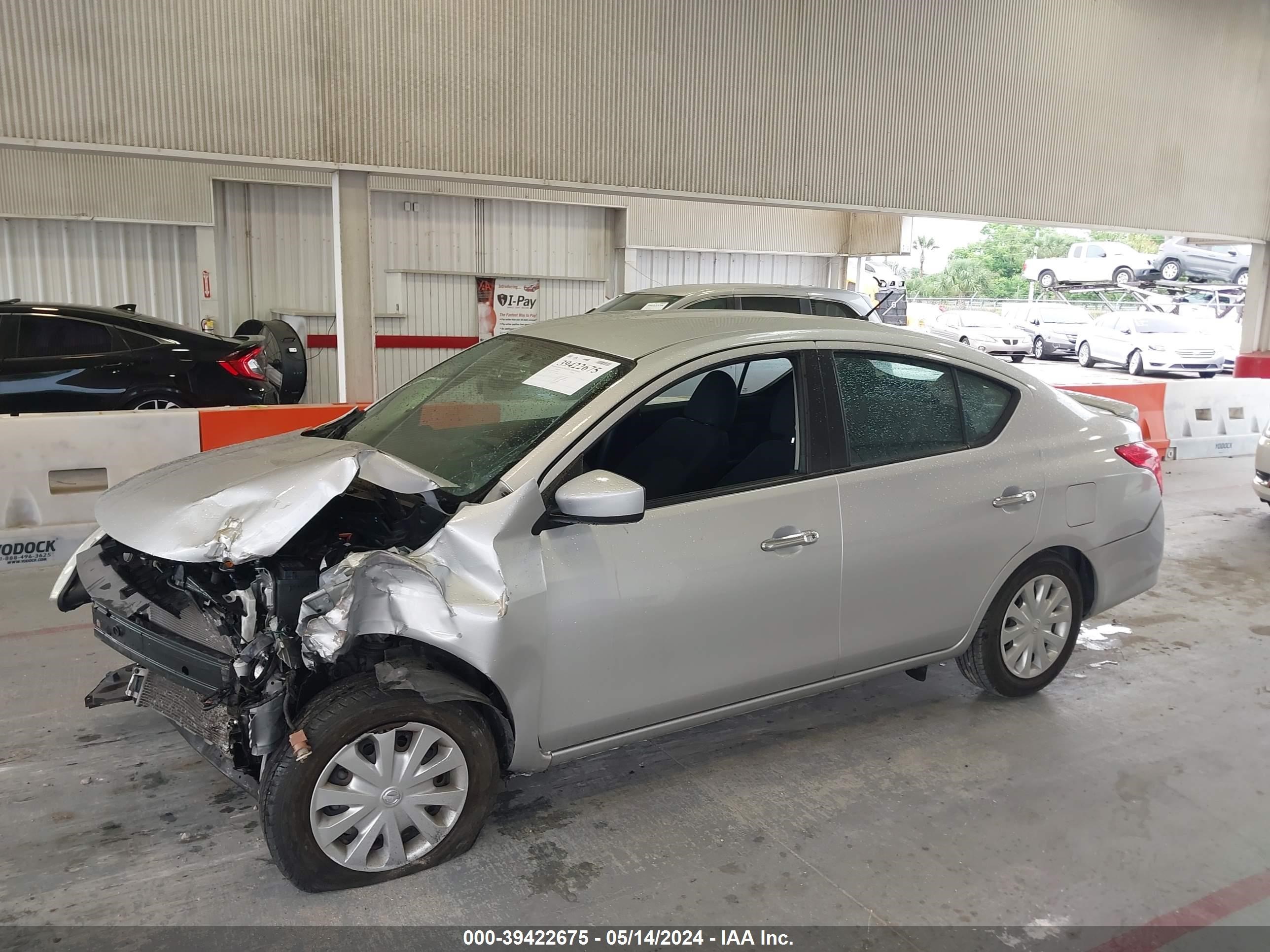 2017 Nissan Versa 1.6 Sv vin: 3N1CN7AP1HK451819