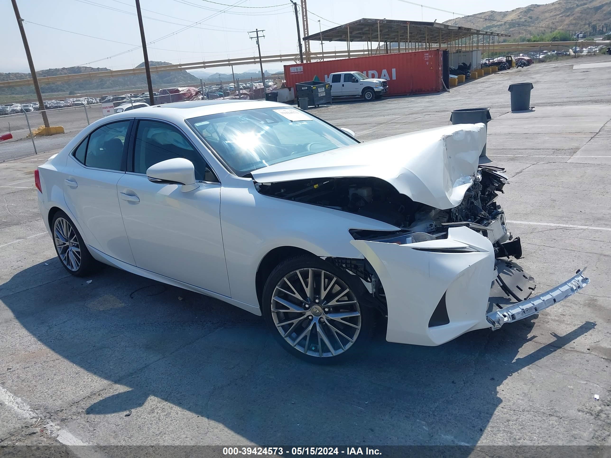 2018 Lexus Is 300 vin: JTHBA1D29J5070753