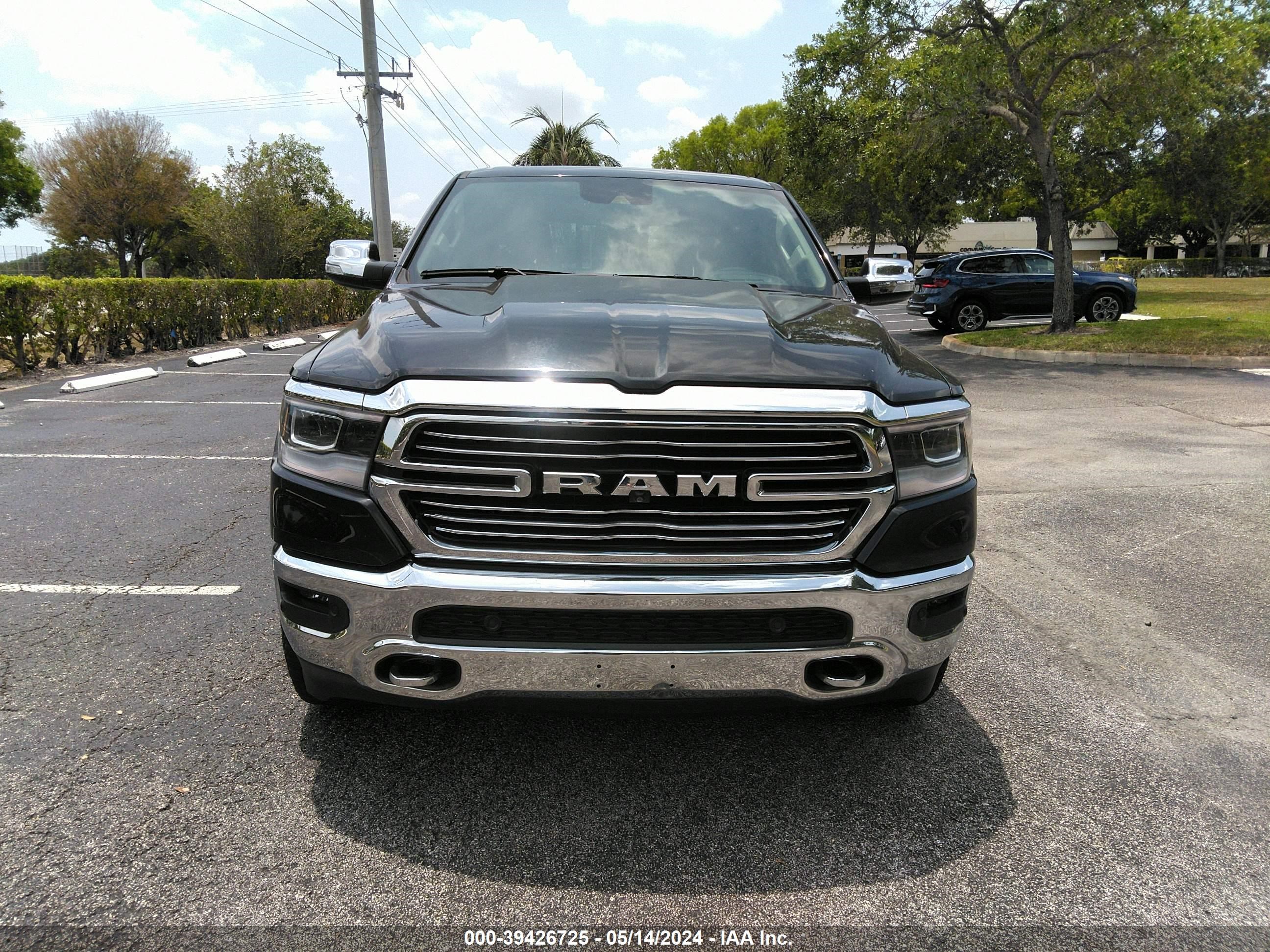 2021 Ram 1500 Laramie 4X4 5'7 Box vin: 1C6SRFJT7MN524868