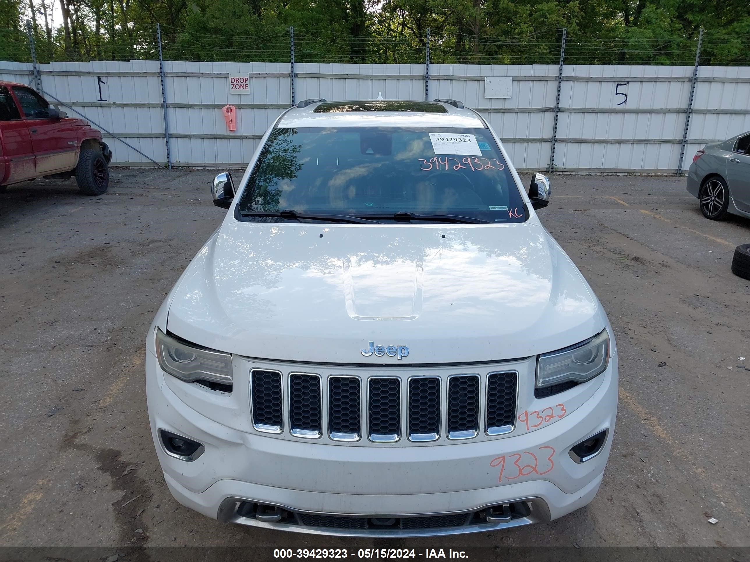 2014 Jeep Grand Cherokee Overland vin: 1C4RJFCT4EC105398