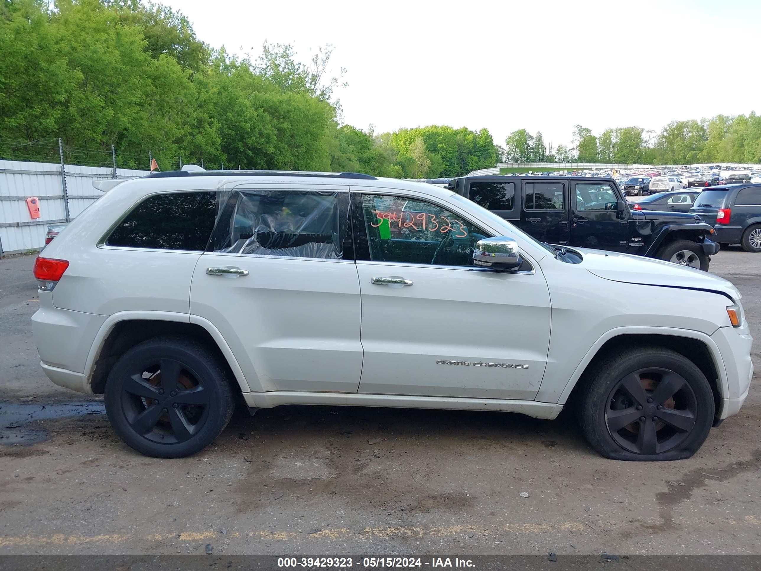 2014 Jeep Grand Cherokee Overland vin: 1C4RJFCT4EC105398