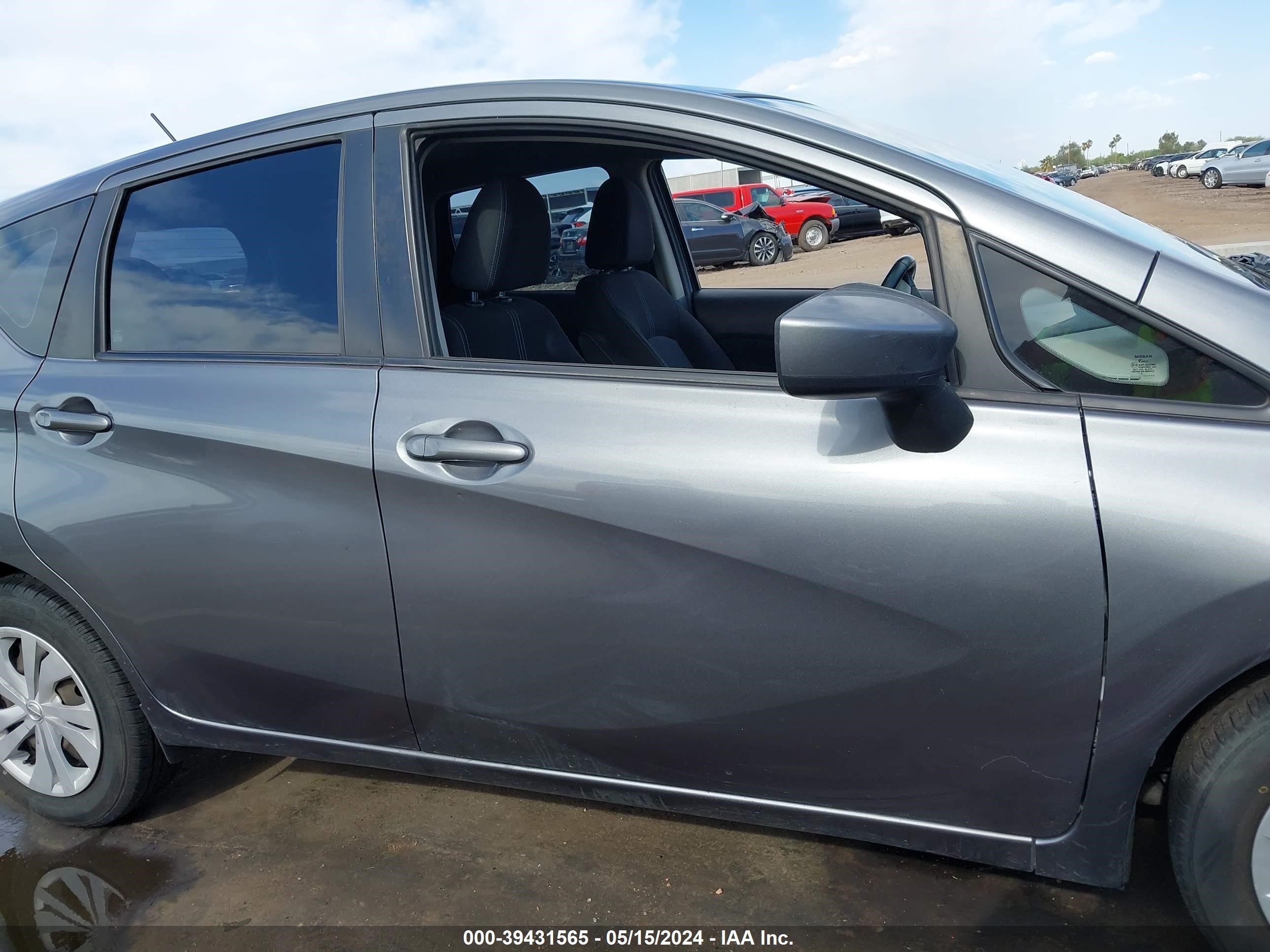 2018 Nissan Versa Note Sv vin: 3N1CE2CP0JL352070