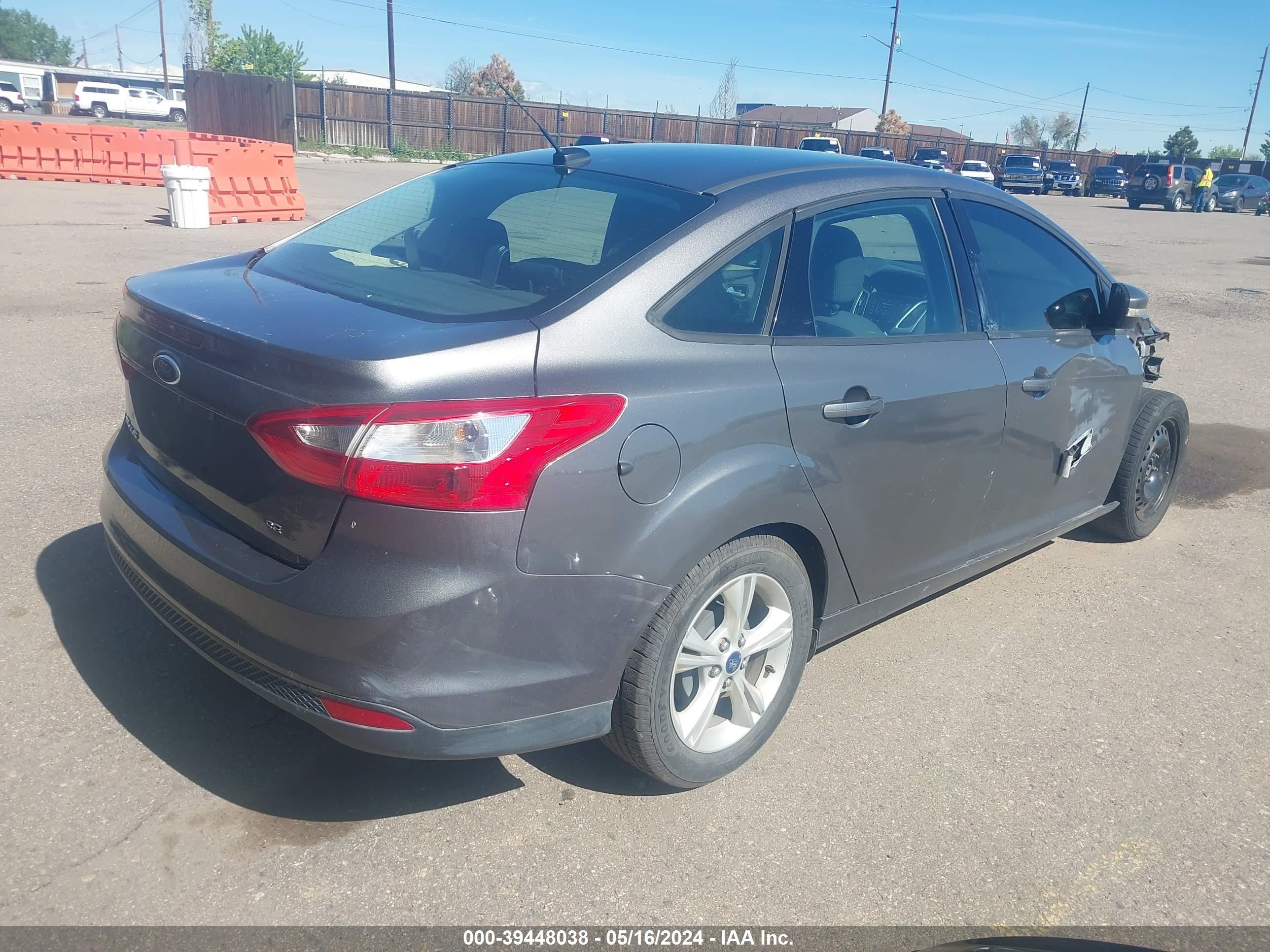 2014 Ford Focus Se vin: 1FADP3F2XEL421579