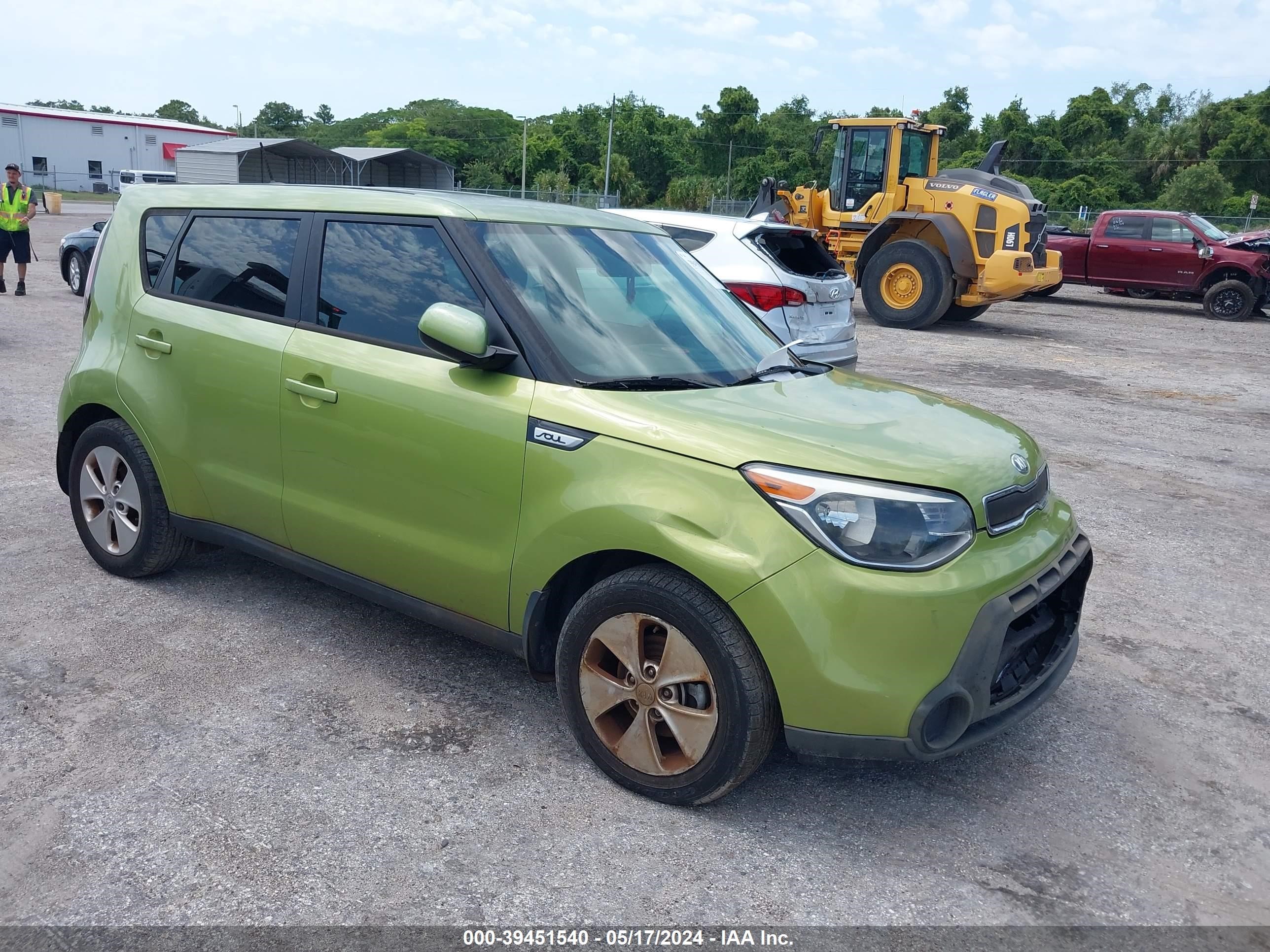 2016 Kia Soul vin: KNDJN2A28G7832527