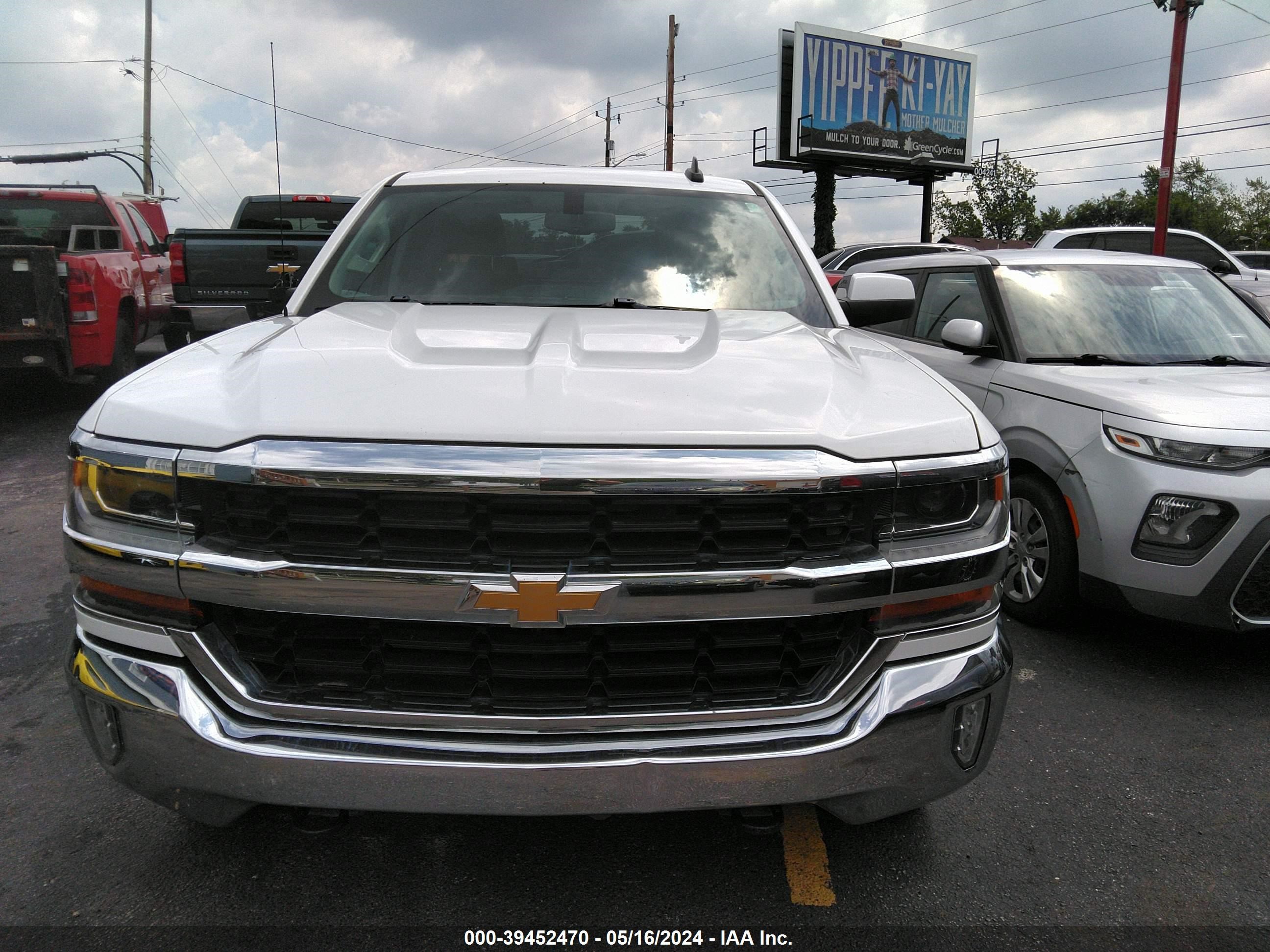 2018 Chevrolet Silverado 1500 1Lt vin: 1GCVKREC2JZ266270