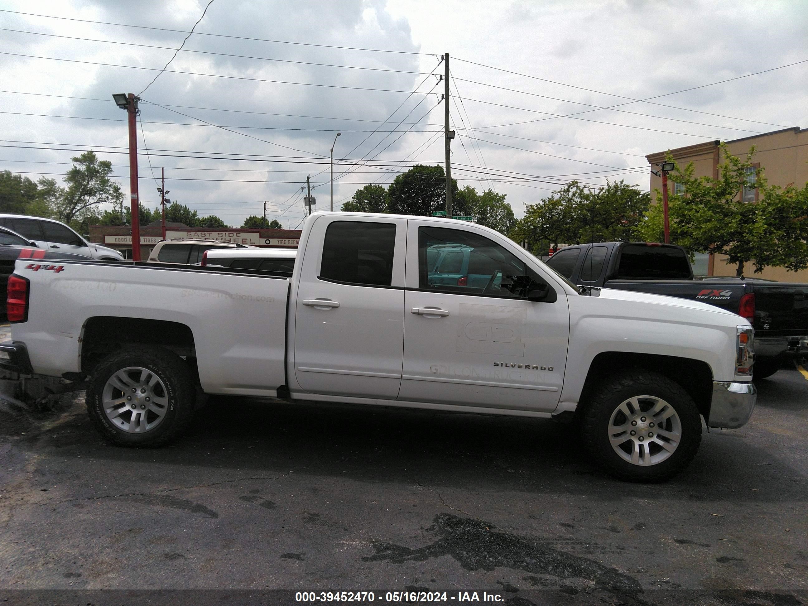 2018 Chevrolet Silverado 1500 1Lt vin: 1GCVKREC2JZ266270