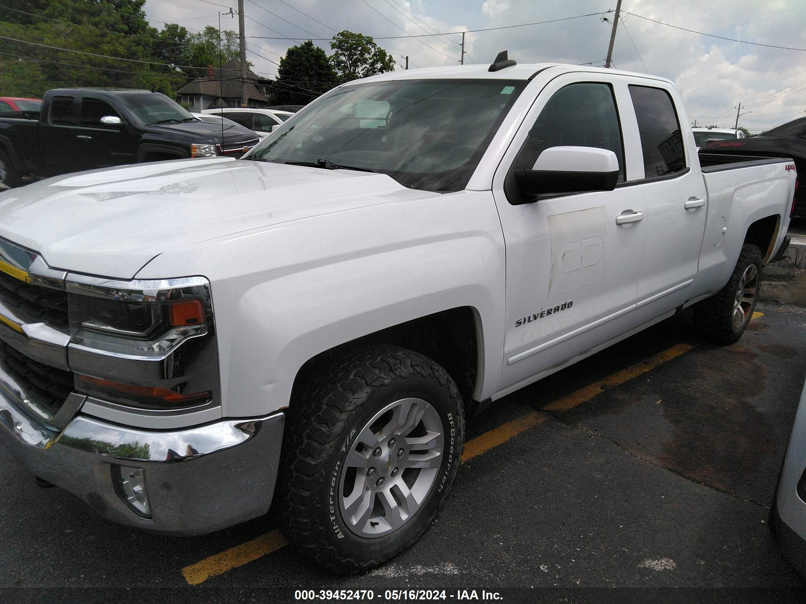 2018 Chevrolet Silverado 1500 1Lt vin: 1GCVKREC2JZ266270