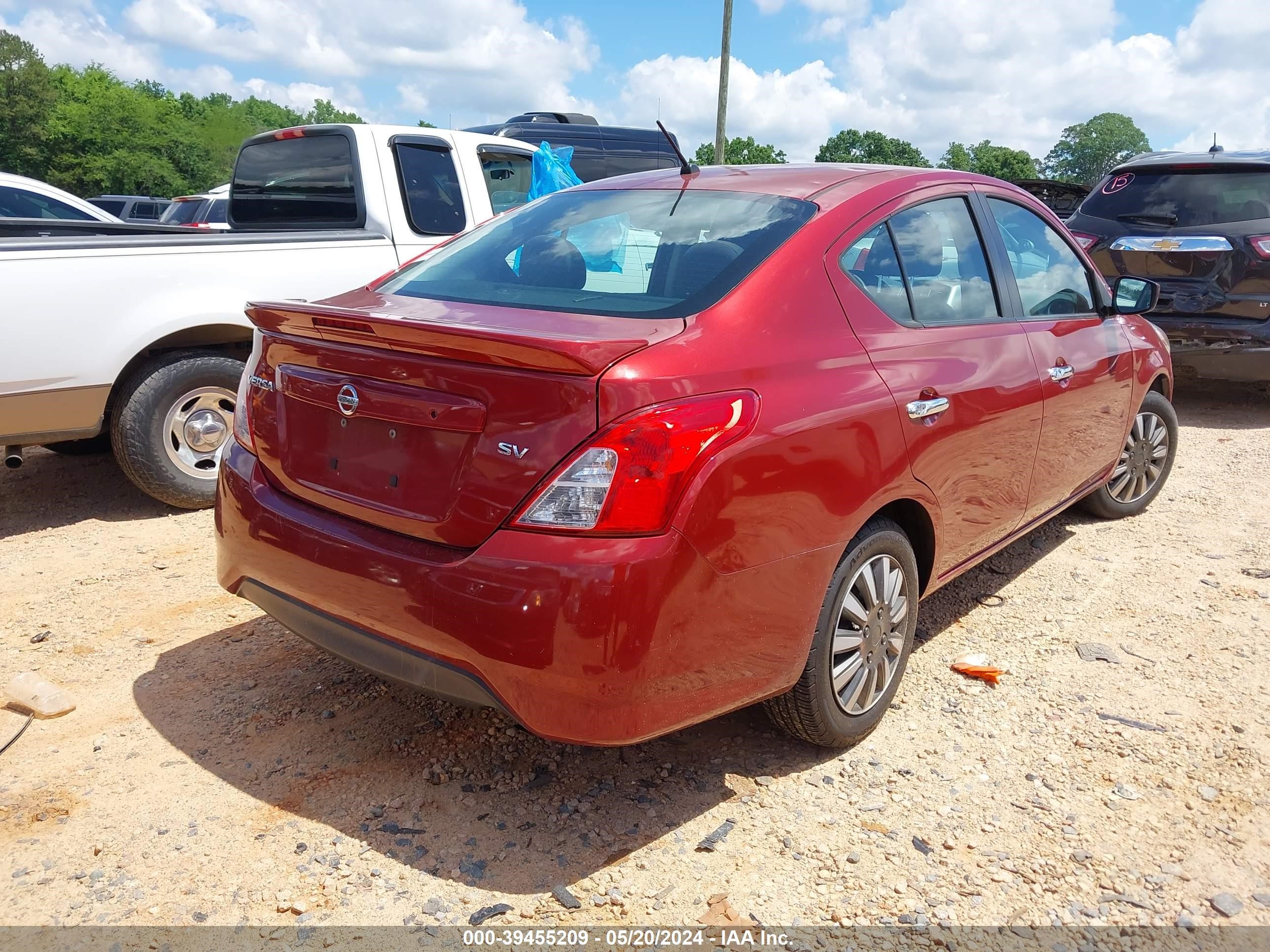 2018 Nissan Versa 1.6 Sv vin: 3N1CN7AP5JK404007