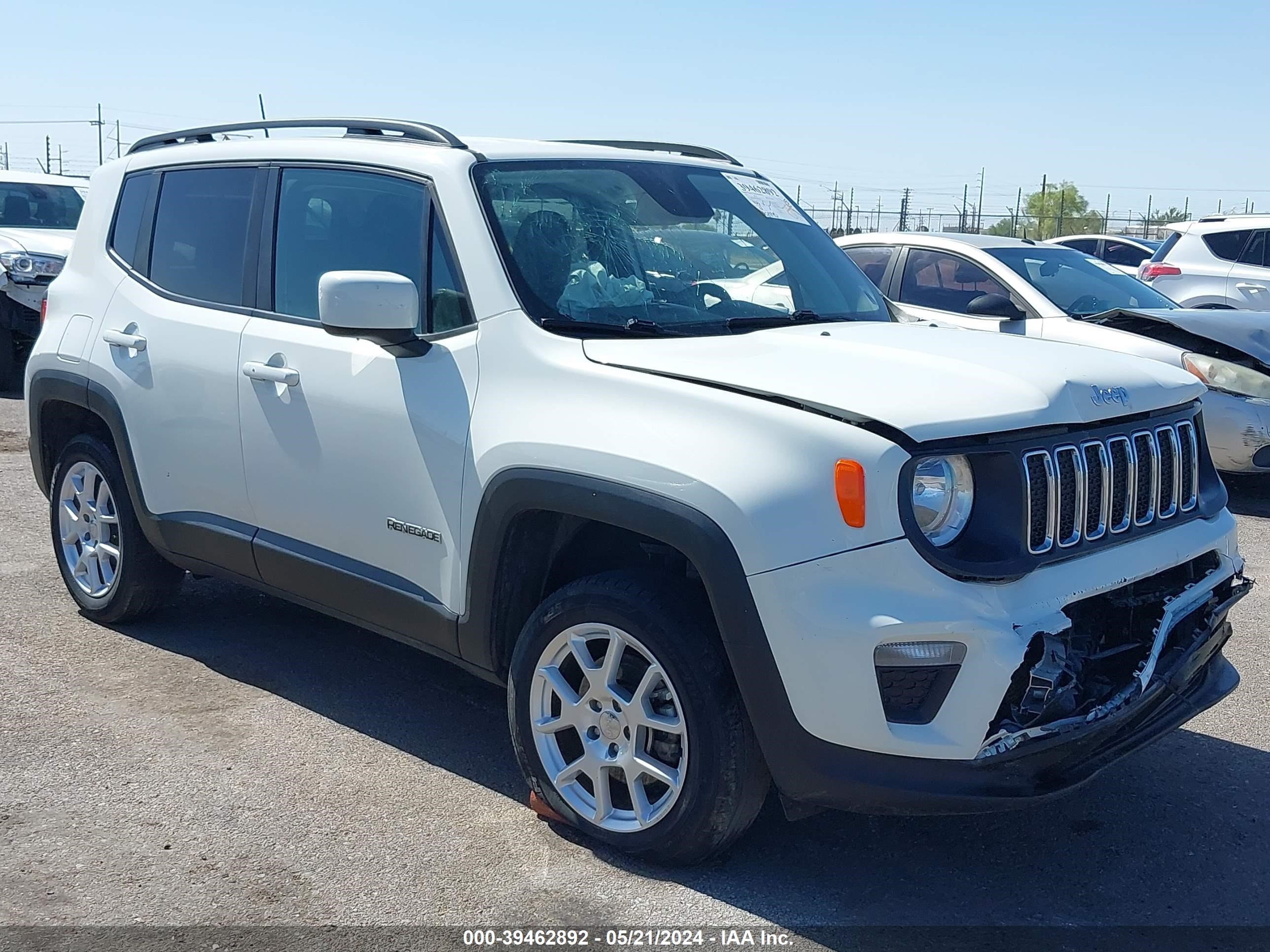 2019 Jeep Renegade Latitude 4X4 vin: ZACNJBBB8KPJ98561