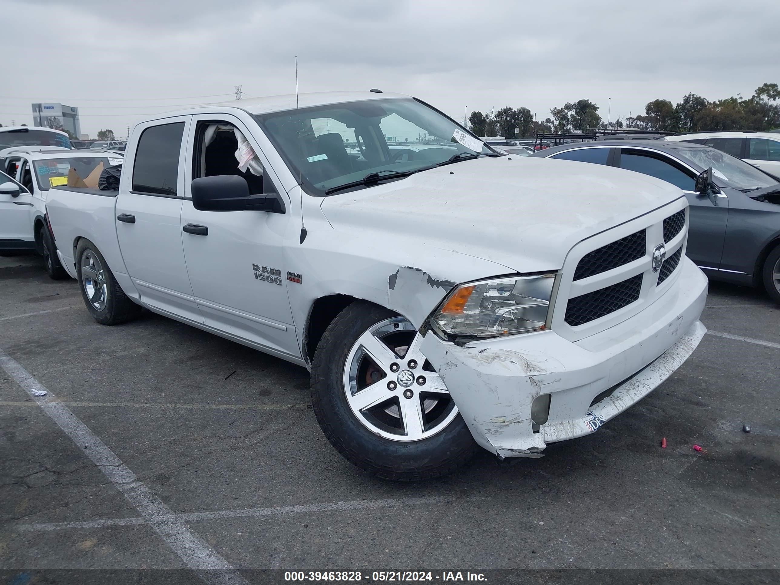 2017 Ram 1500 Express 4X2 5'7 Box vin: 3C6RR6KT5HG721873