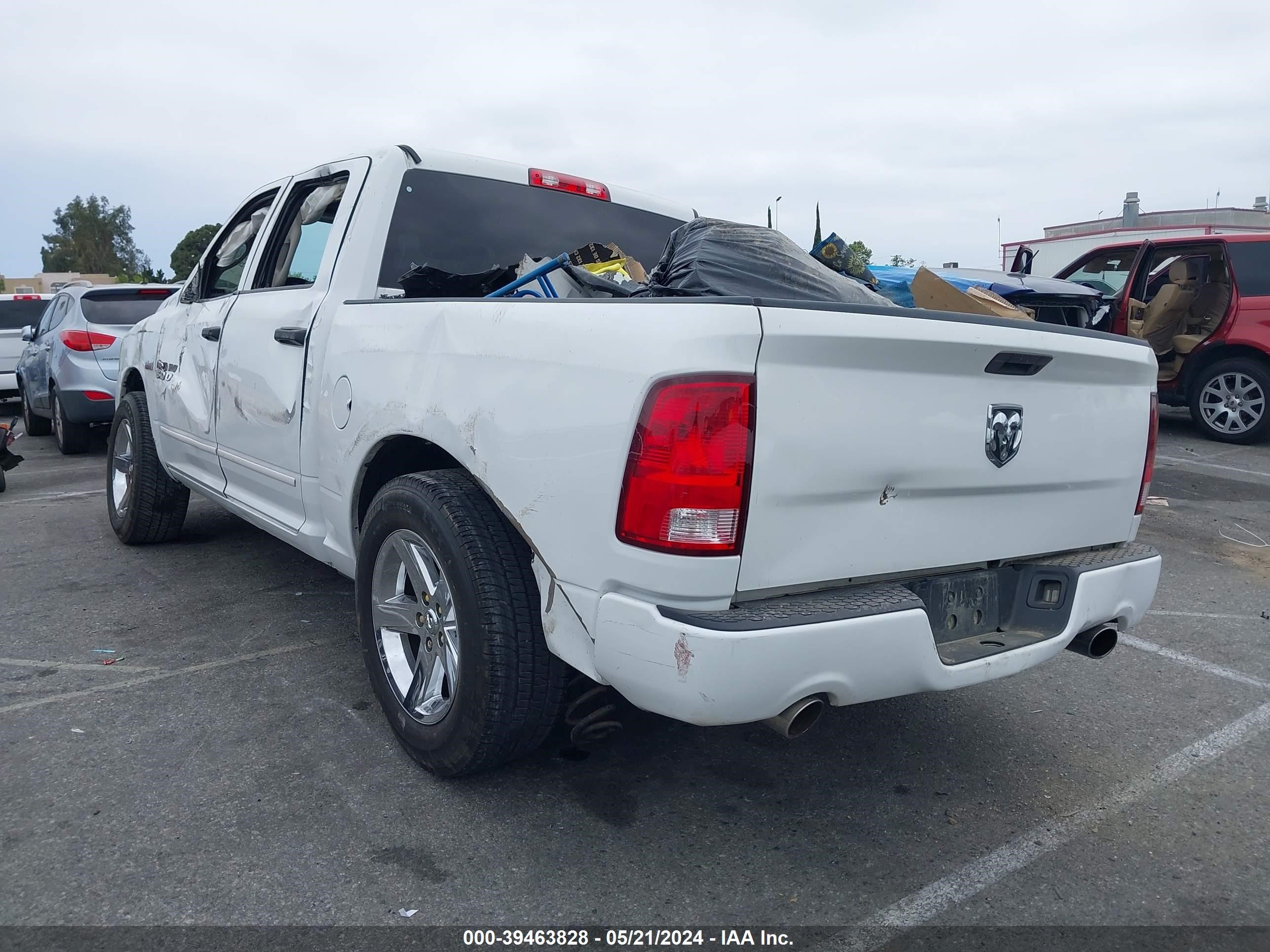 2017 Ram 1500 Express 4X2 5'7 Box vin: 3C6RR6KT5HG721873