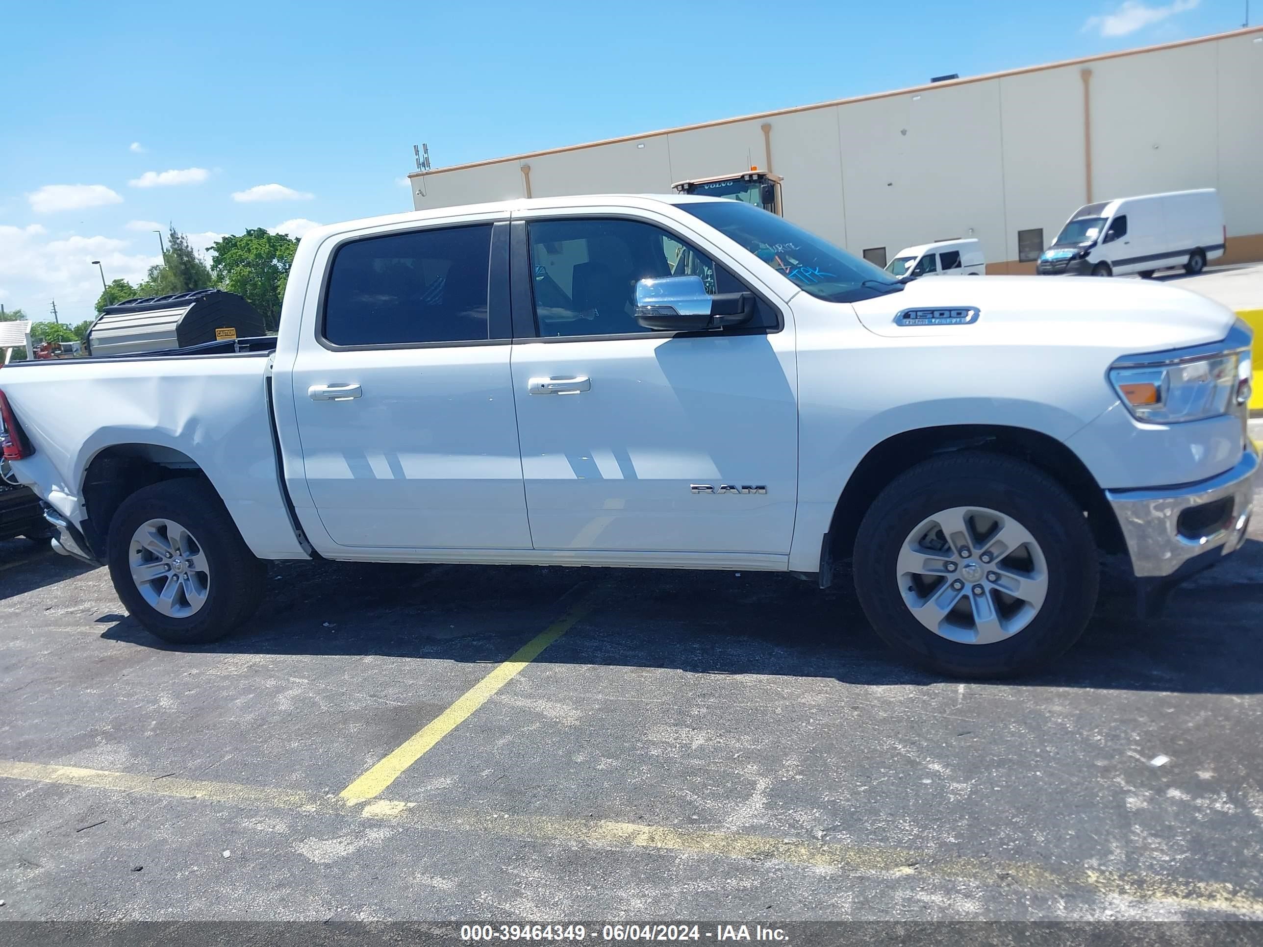 2024 Ram 1500 Laramie 4X2 5'7 Box vin: 1C6RREJT4RN219439