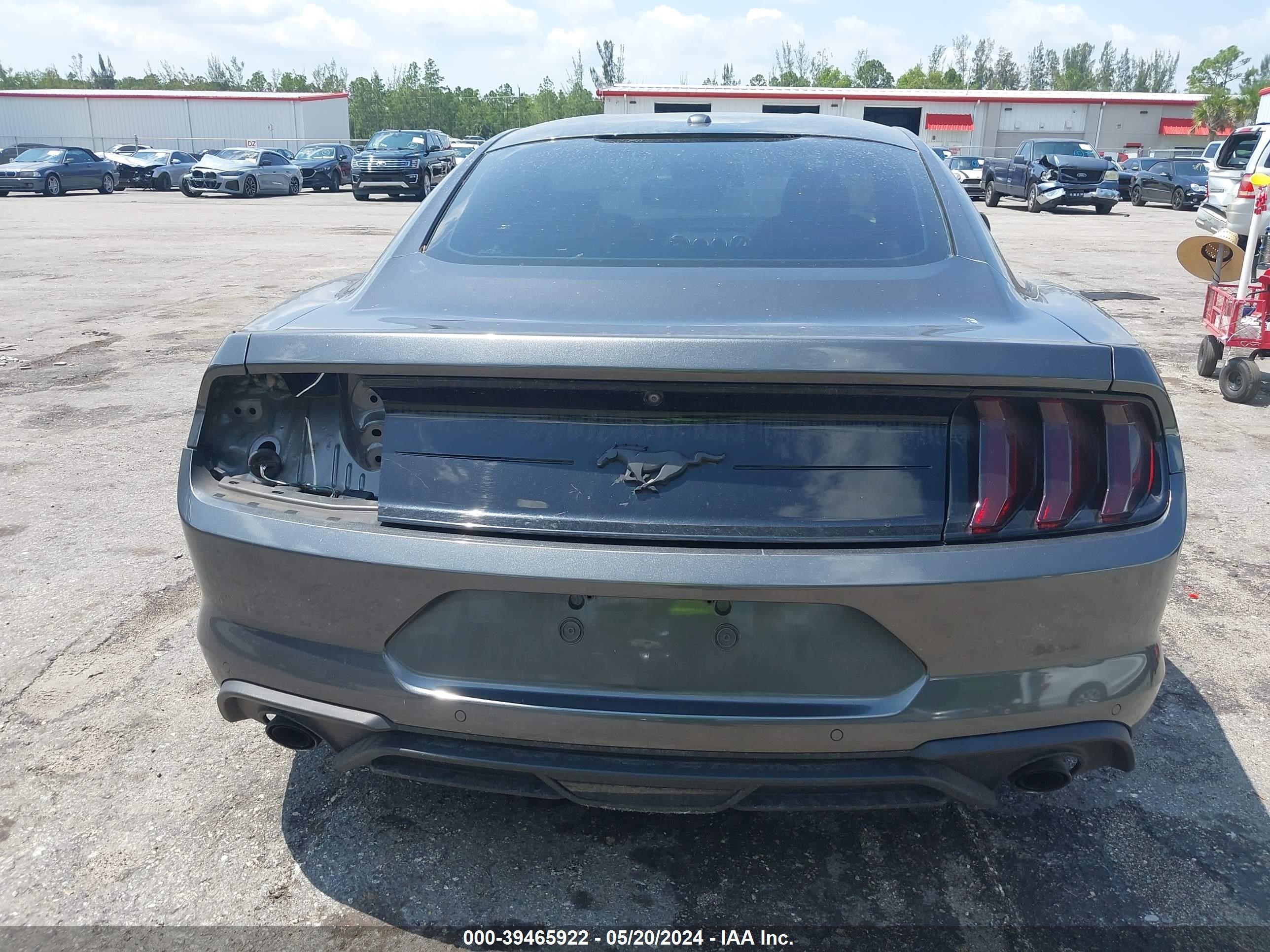 2018 Ford Mustang Ecoboost vin: 1FA6P8TH2J5179058