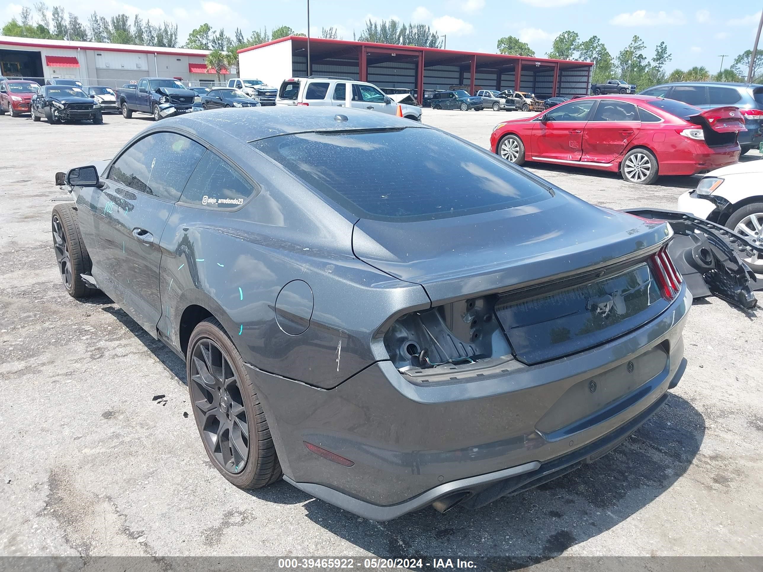 2018 Ford Mustang Ecoboost vin: 1FA6P8TH2J5179058