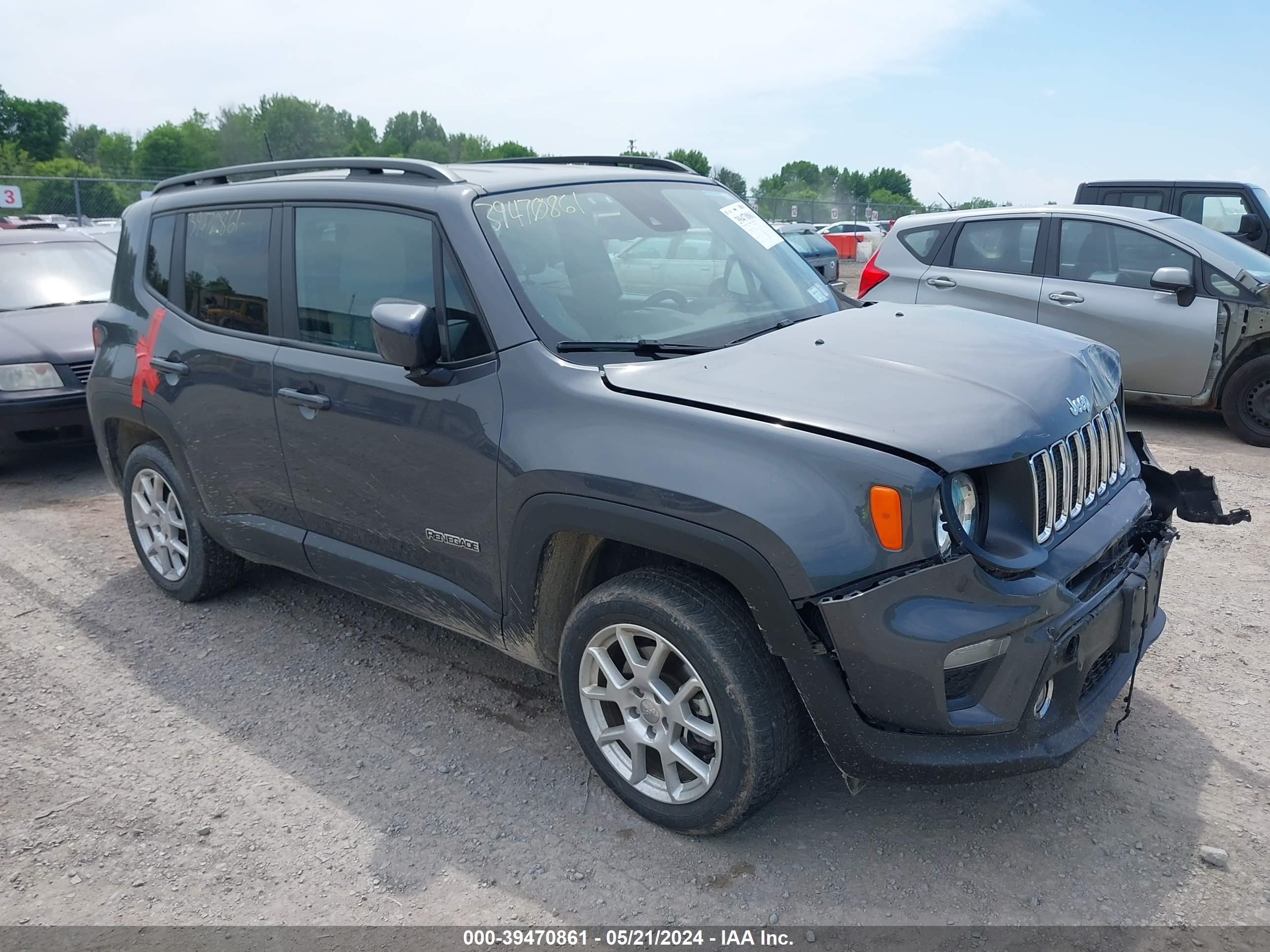 2021 Jeep Renegade Latitude 4X4 vin: ZACNJDBB3MPN32395