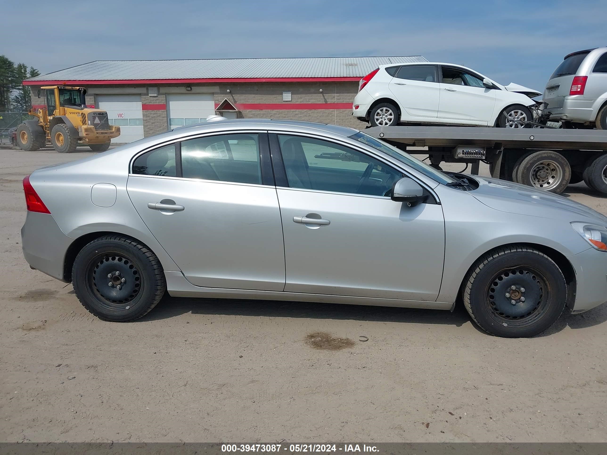 2012 Volvo S60 T5 vin: YV1622FS4C2130830