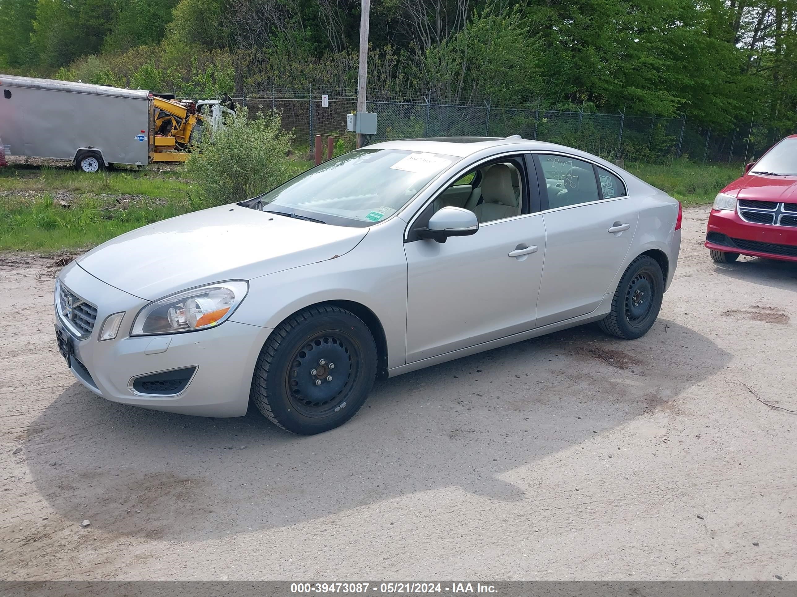 2012 Volvo S60 T5 vin: YV1622FS4C2130830