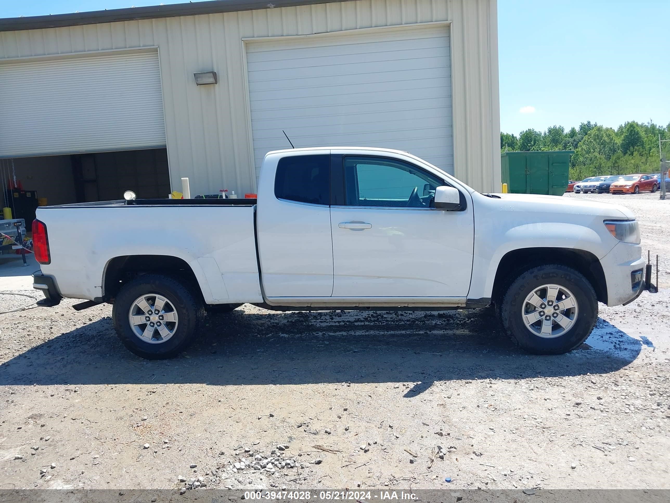 2018 Chevrolet Colorado Wt vin: 1GCHSBEA2J1329384