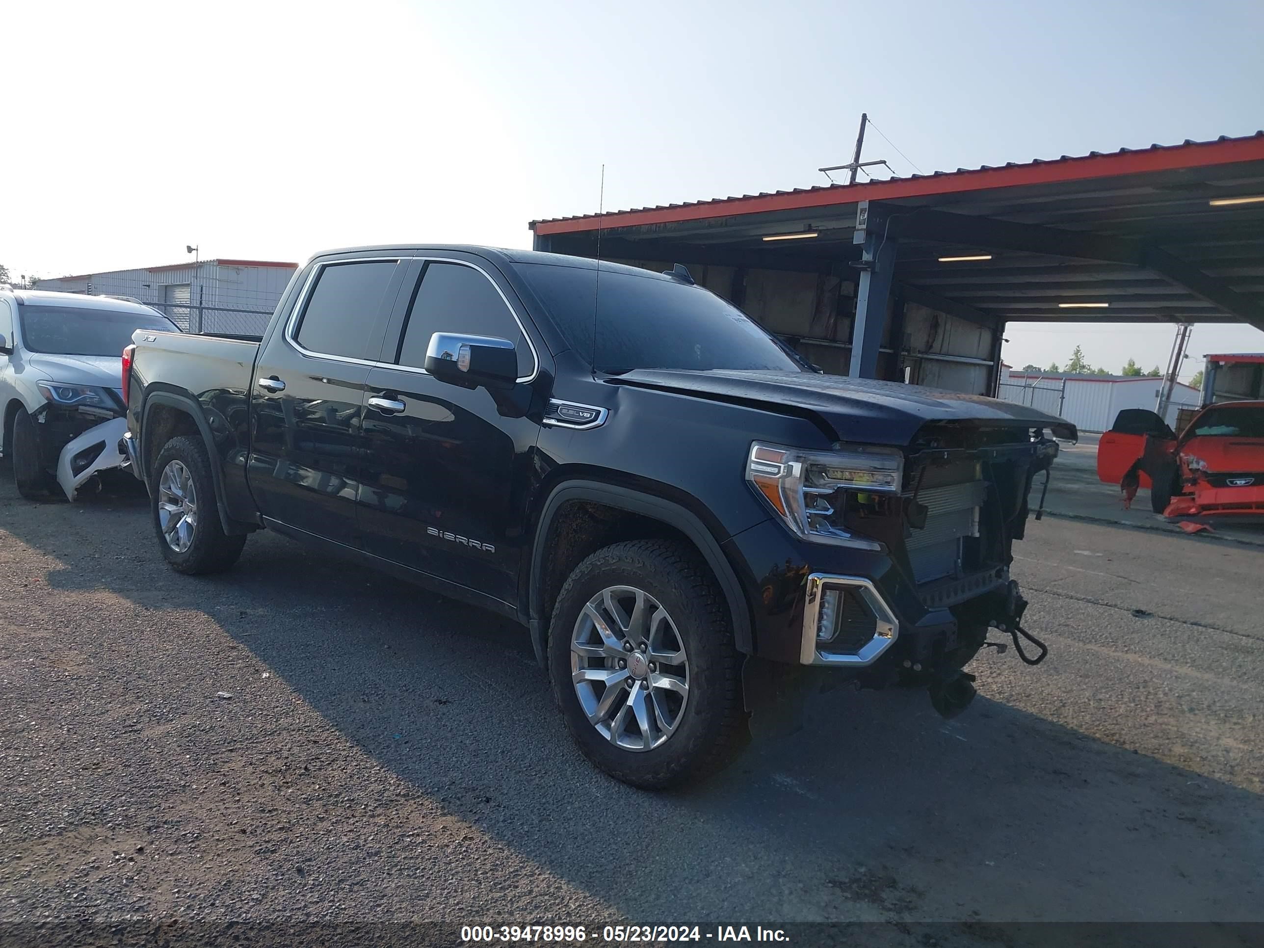 2022 GMC Sierra 1500 Limited 4Wd Short Box Slt vin: 3GTU9DED4NG192729