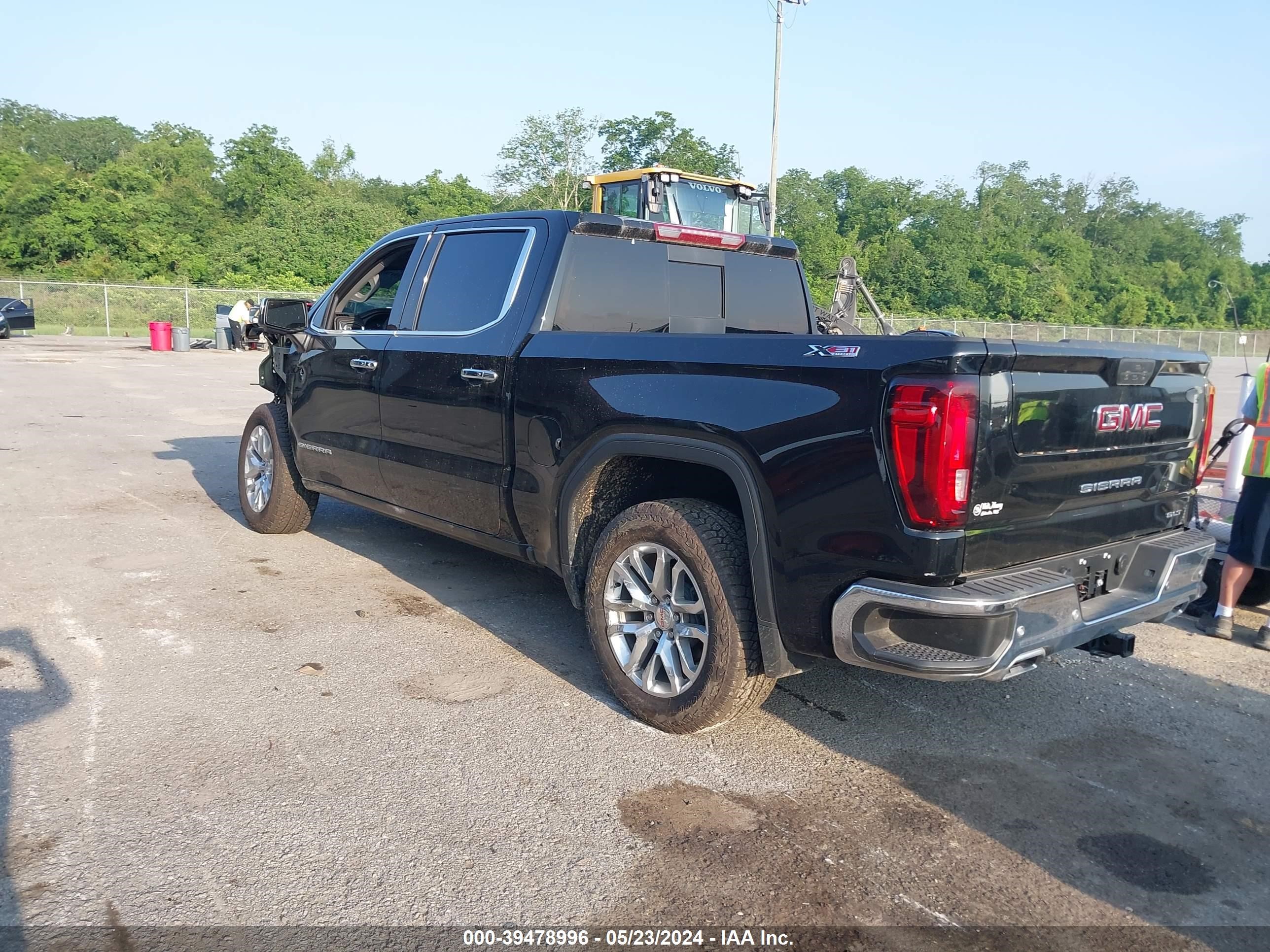 2022 GMC Sierra 1500 Limited 4Wd Short Box Slt vin: 3GTU9DED4NG192729