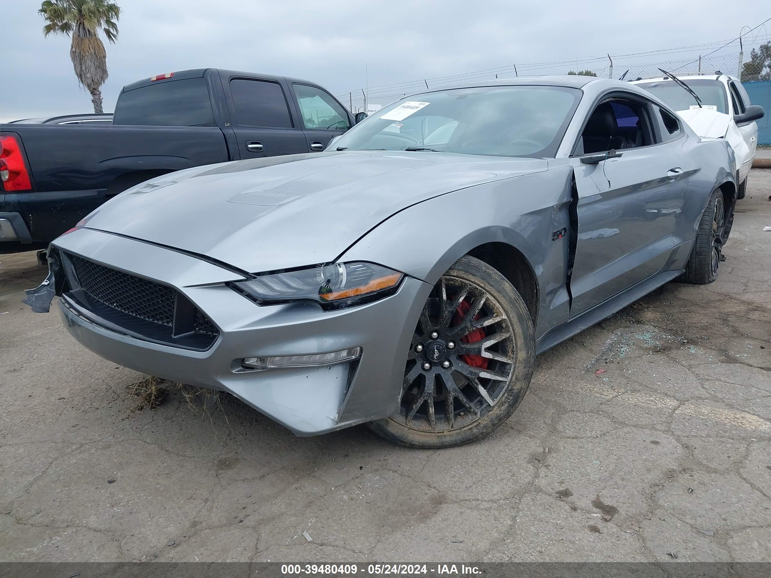 2020 Ford Mustang Gt Premium Fastback vin: 1FA6P8CF6L5135999