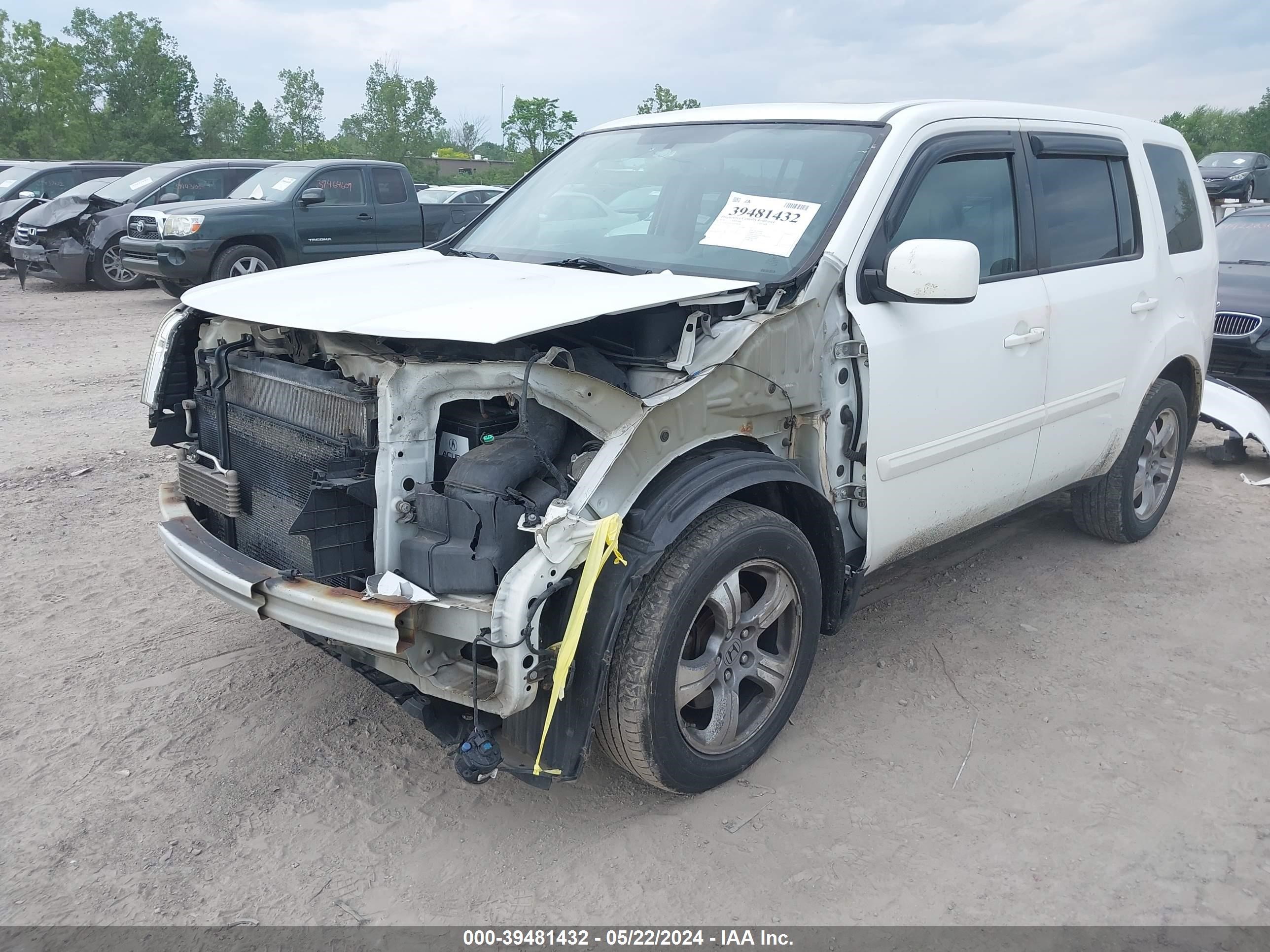 2014 Honda Pilot Ex-L vin: 5FNYF4H51EB028486