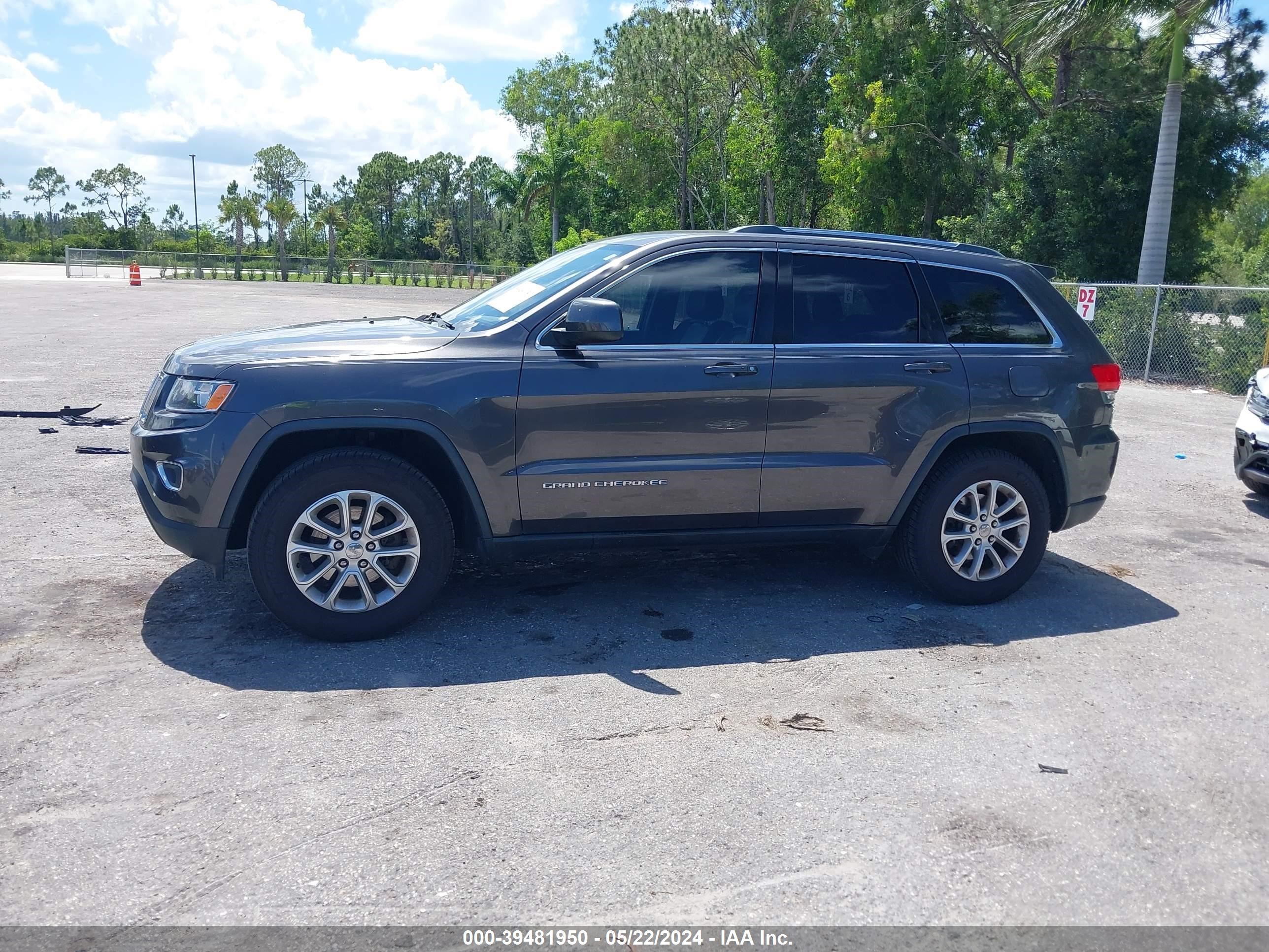 2015 Jeep Grand Cherokee Laredo vin: 1C4RJEAG0FC220288