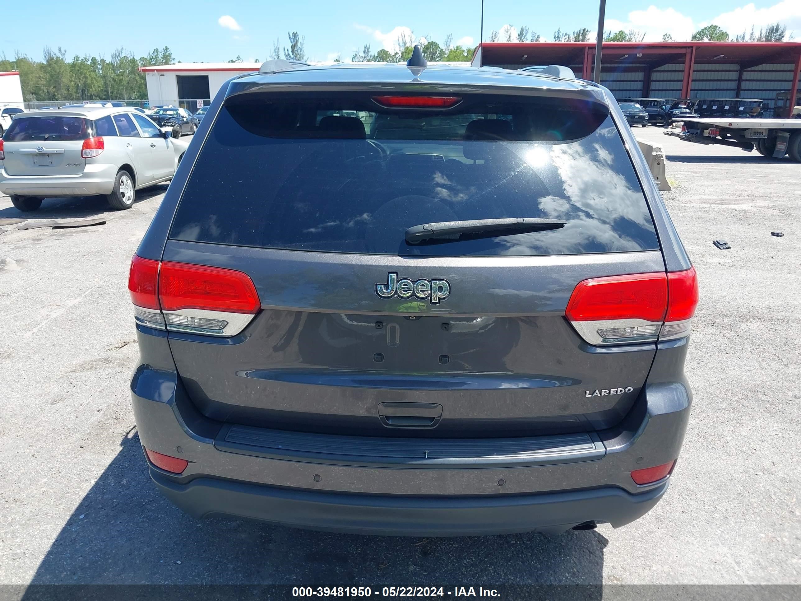 2015 Jeep Grand Cherokee Laredo vin: 1C4RJEAG0FC220288