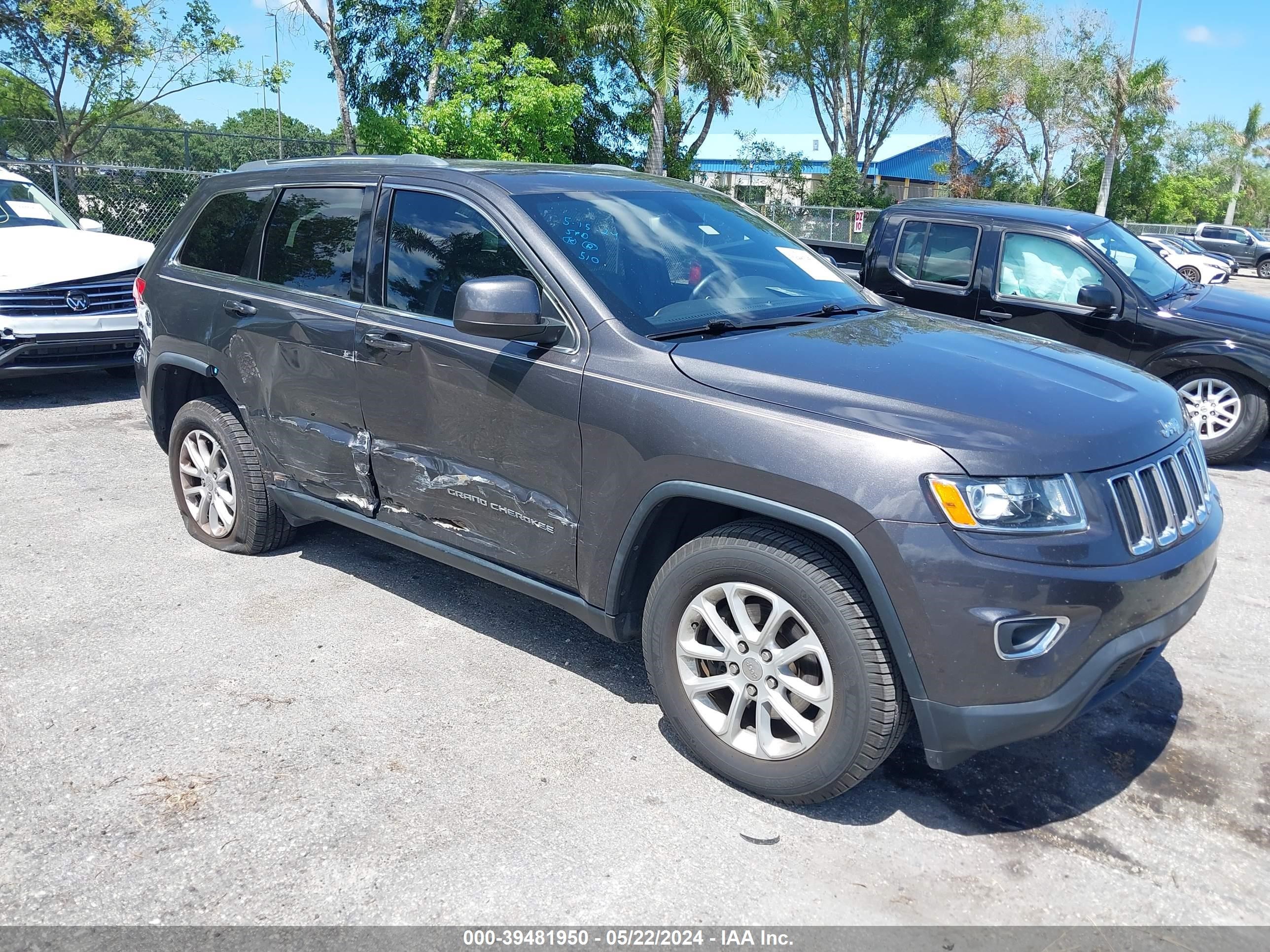 2015 Jeep Grand Cherokee Laredo vin: 1C4RJEAG0FC220288