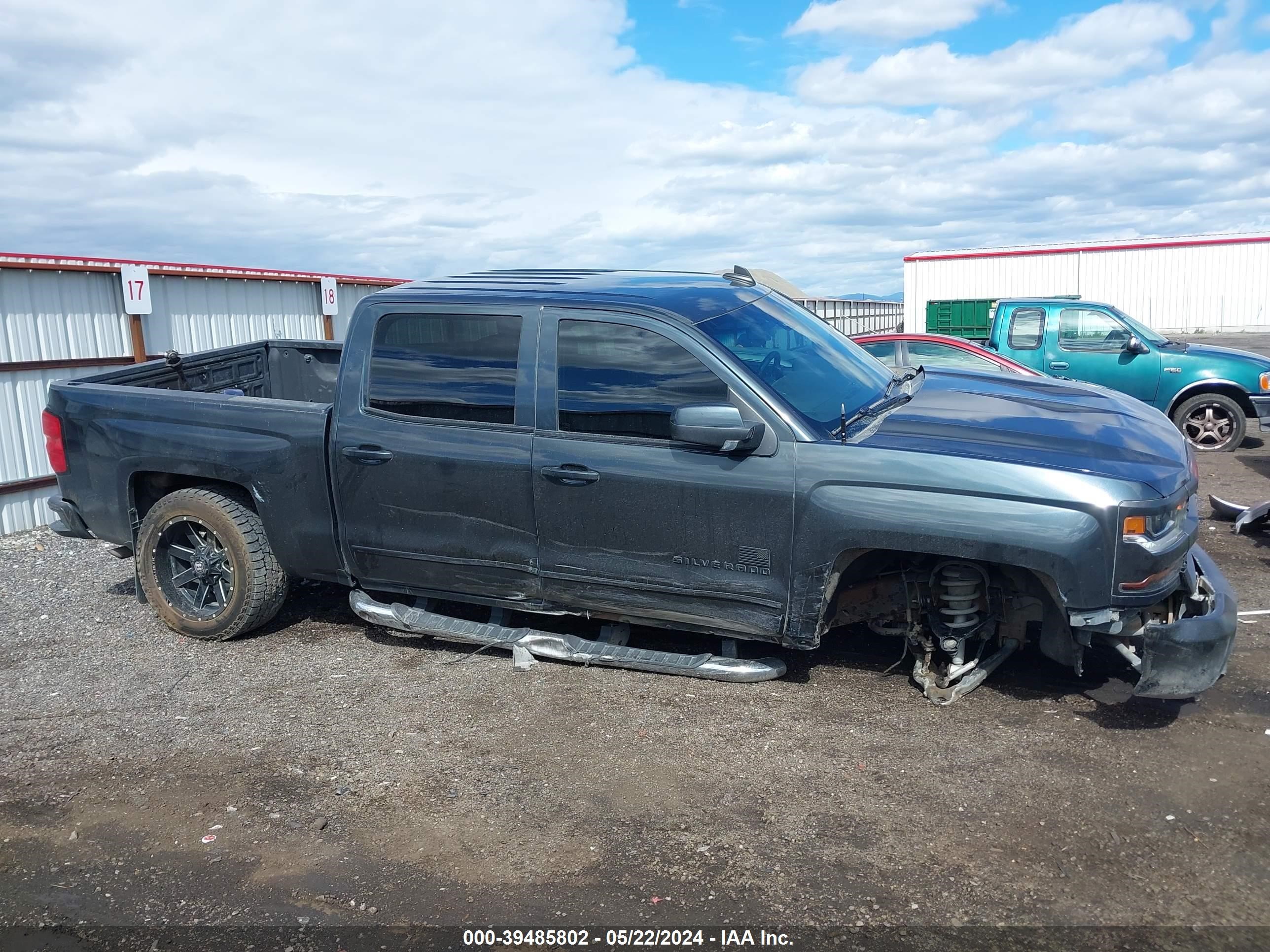 2018 Chevrolet Silverado 1500 1Lt/2Lt vin: 3GCUKREC1JG471459