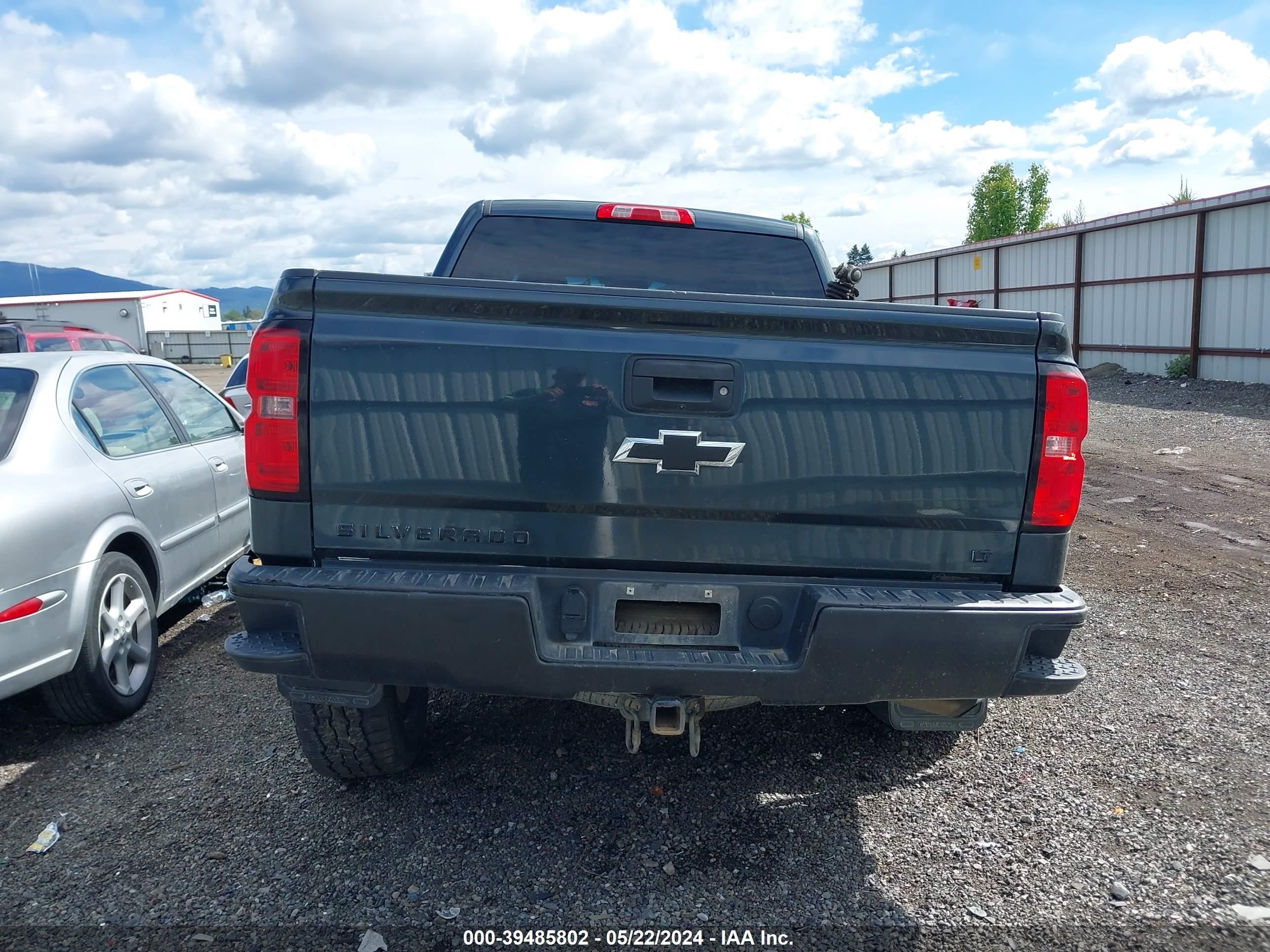 2018 Chevrolet Silverado 1500 1Lt/2Lt vin: 3GCUKREC1JG471459