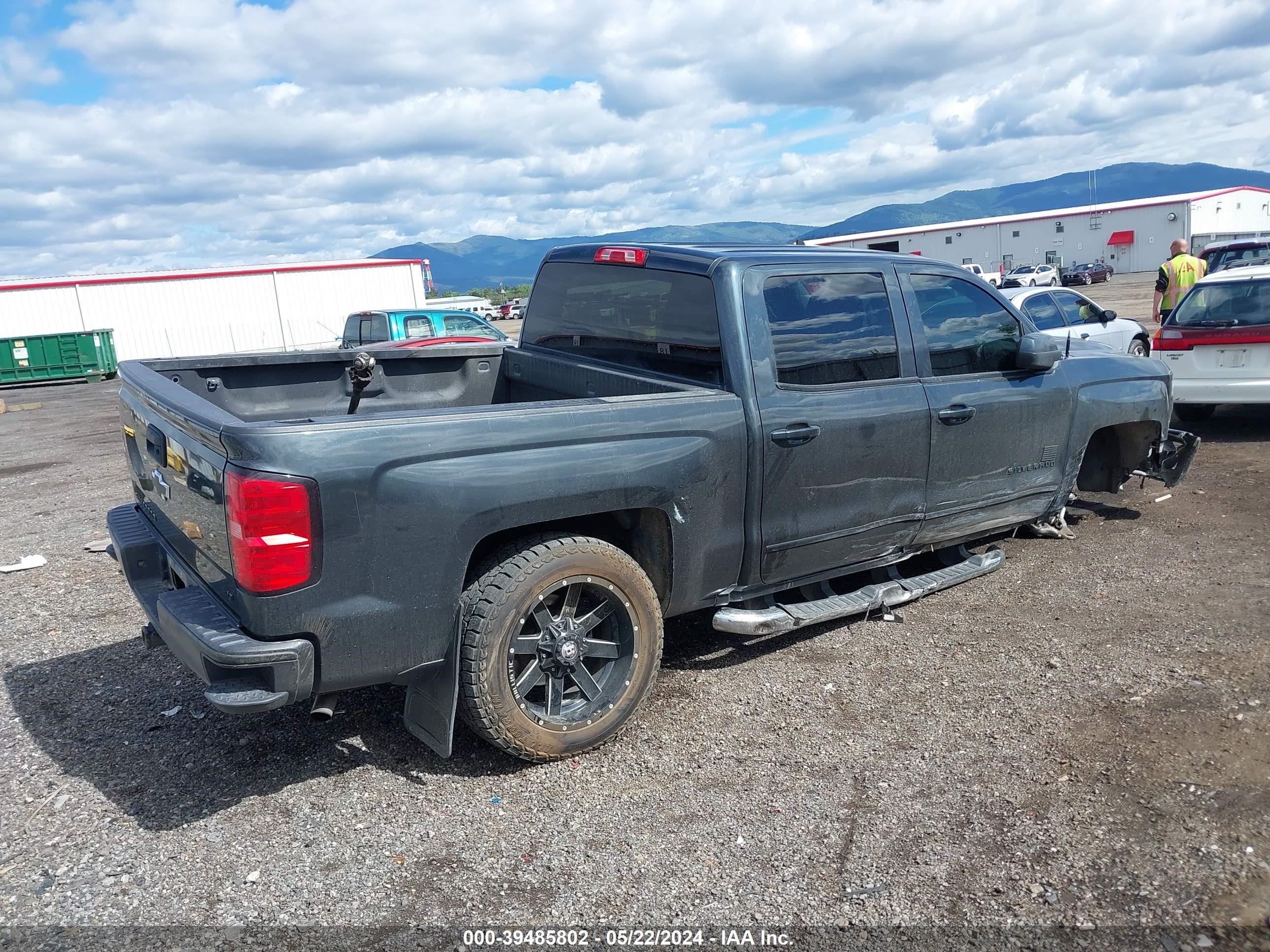 2018 Chevrolet Silverado 1500 1Lt/2Lt vin: 3GCUKREC1JG471459