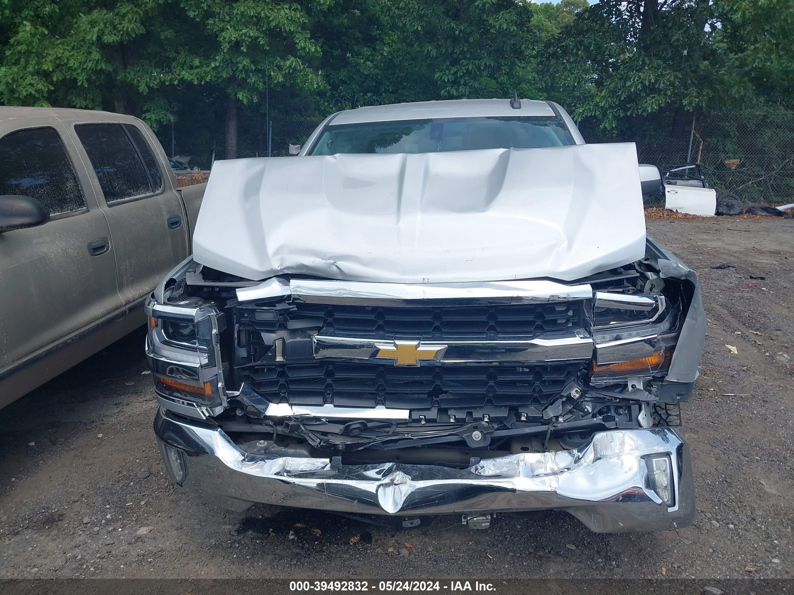 2017 Chevrolet Silverado 1500 1Lt vin: 3GCPCREC2HG169120