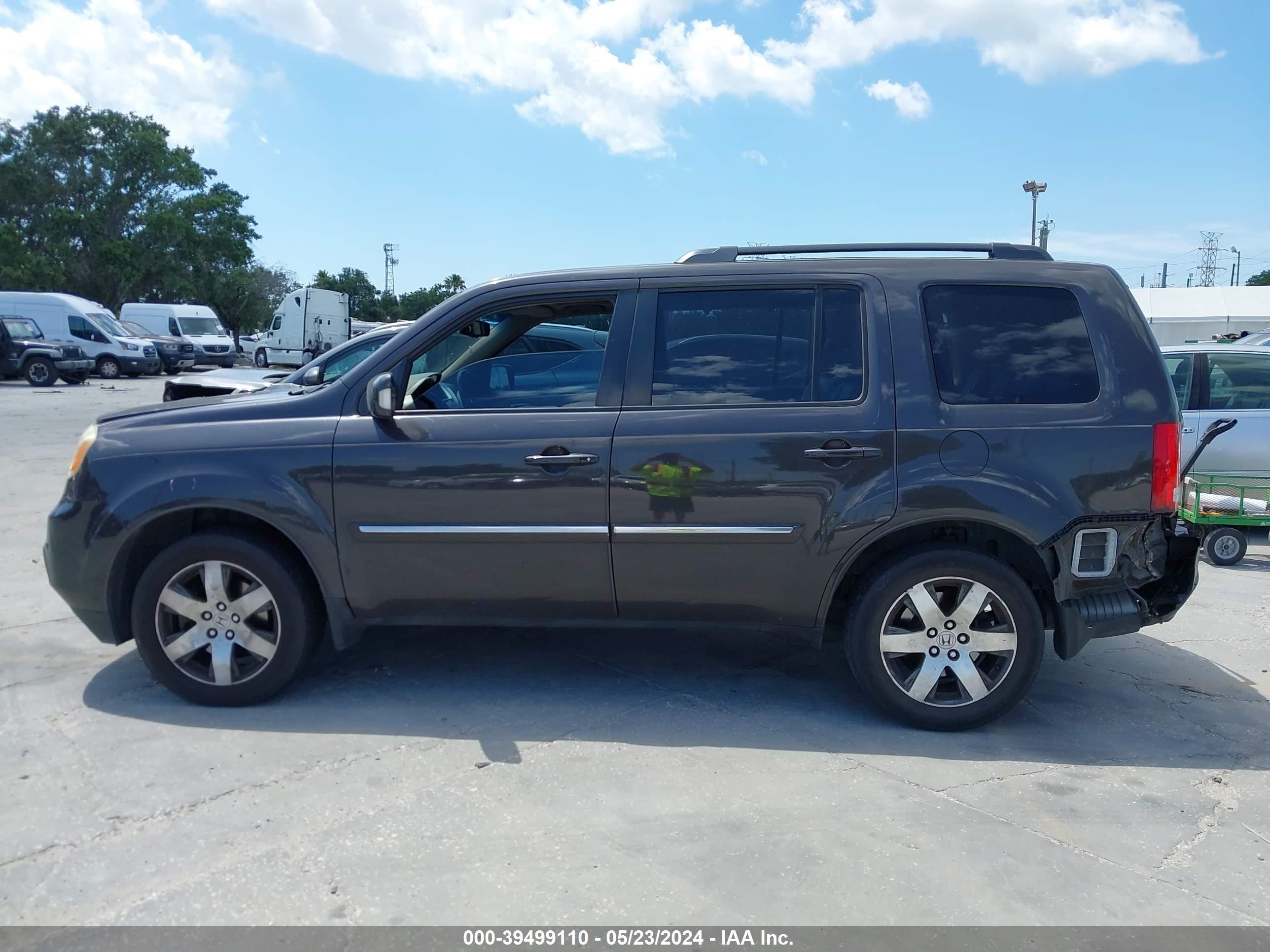 2014 Honda Pilot Touring vin: 5FNYF3H94EB006737