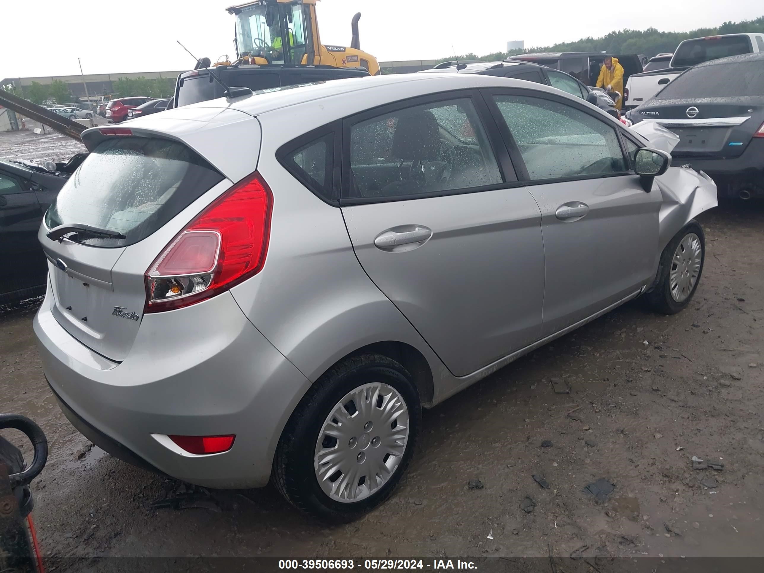 2016 Ford Fiesta S vin: 3FADP4TJ0GM104140