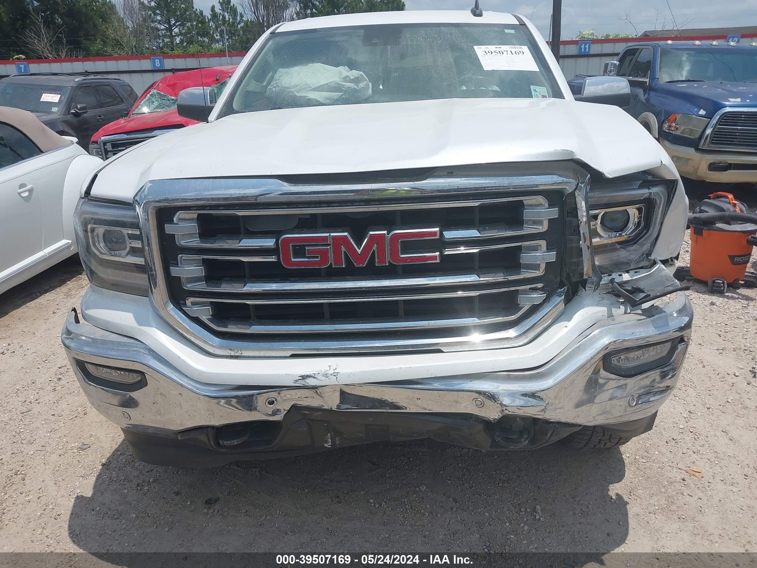 2017 GMC Sierra 1500 Slt vin: 3GTU2NEC7HG131963