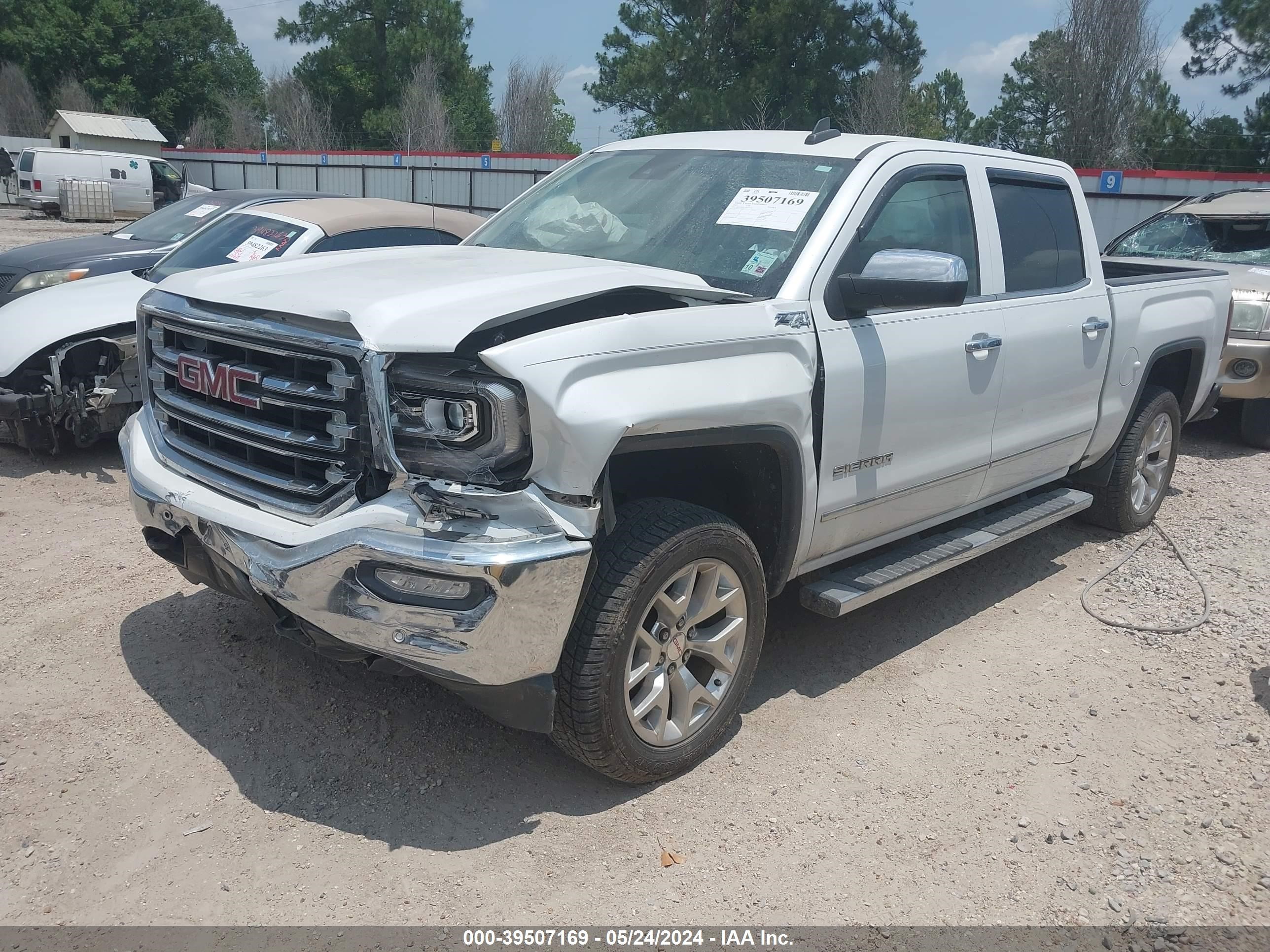 2017 GMC Sierra 1500 Slt vin: 3GTU2NEC7HG131963