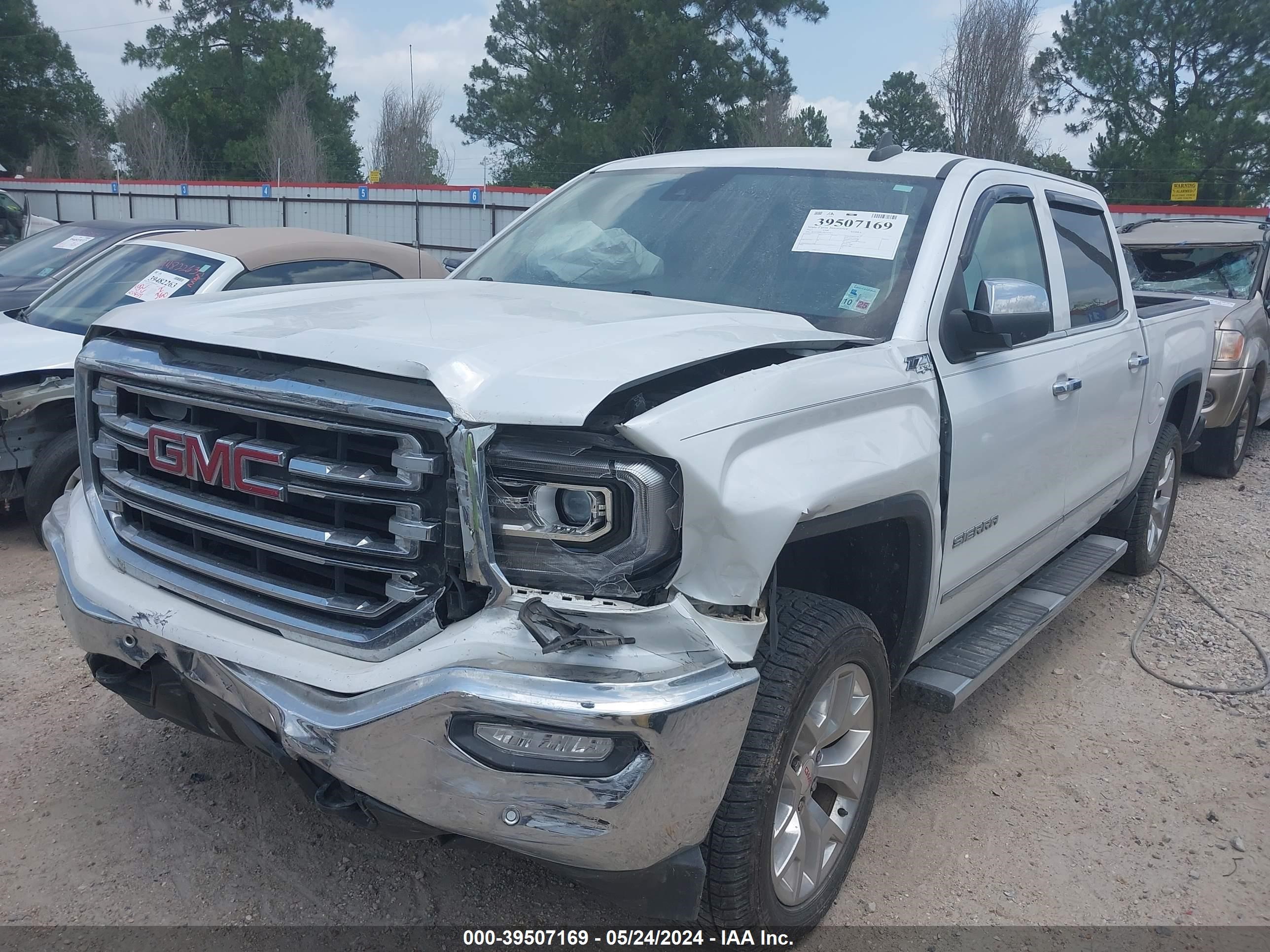 2017 GMC Sierra 1500 Slt vin: 3GTU2NEC7HG131963