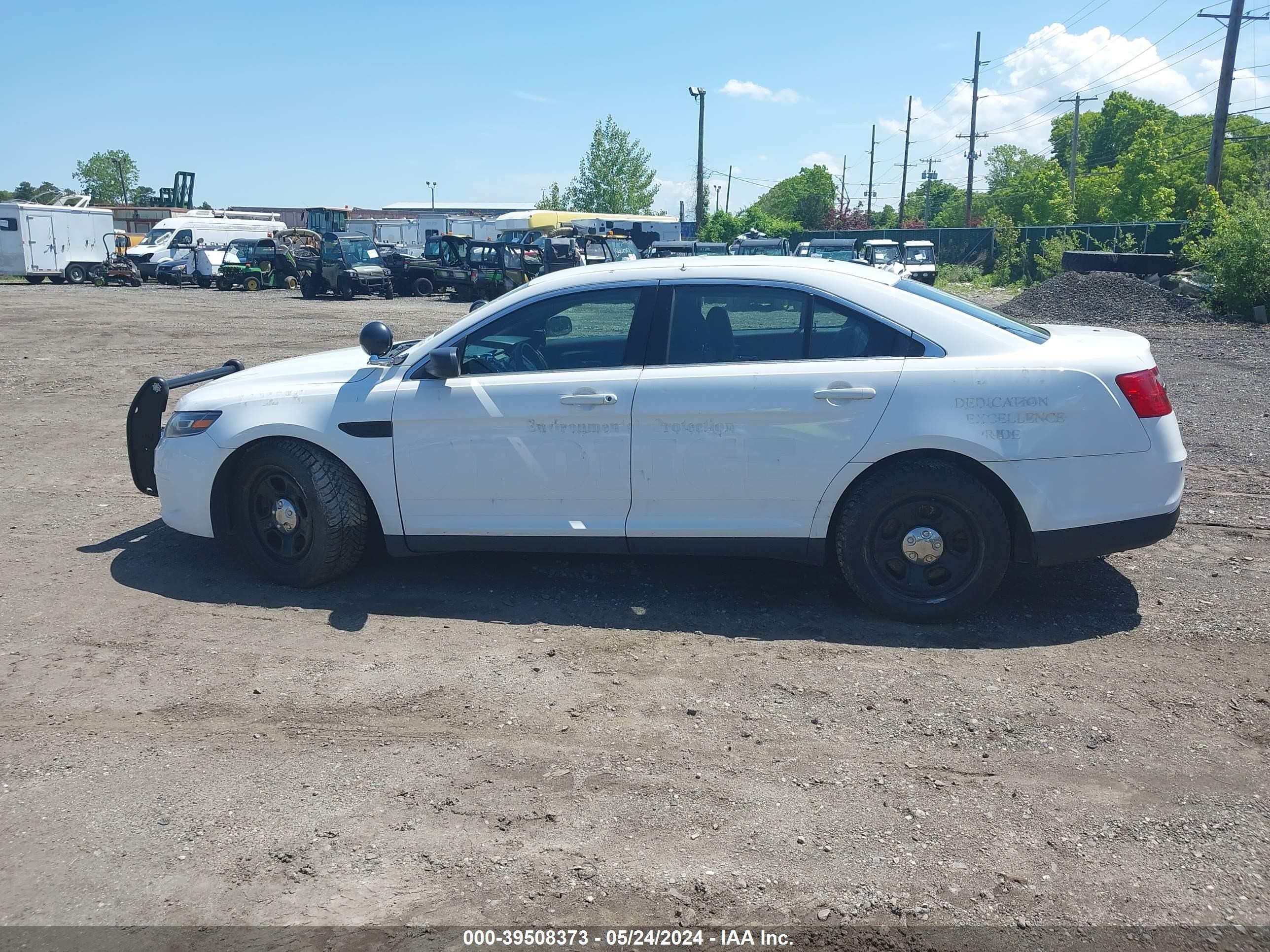 2017 Ford Police Interceptor vin: 1FAHP2MK7HG106668