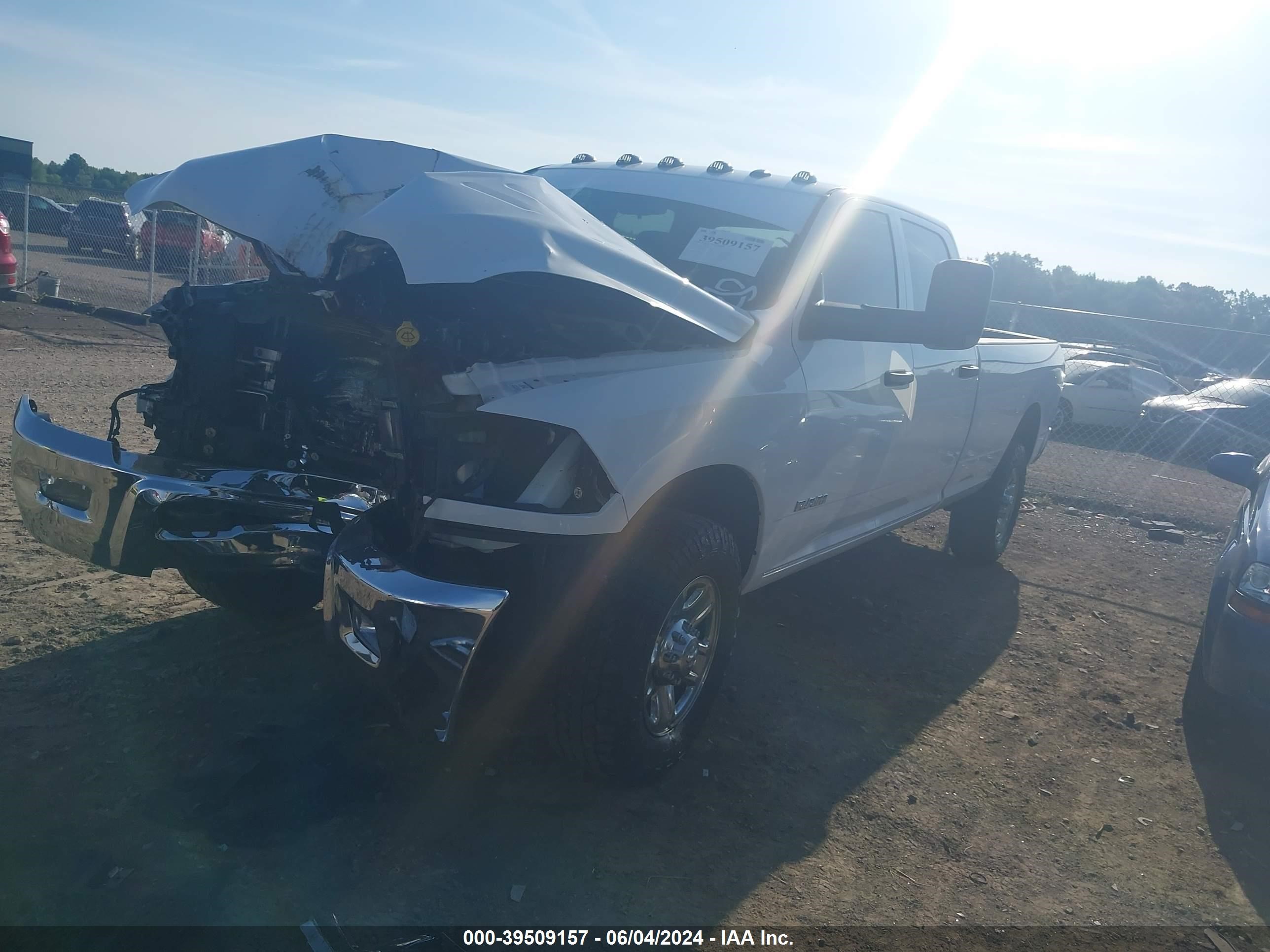 2014 Ram 2500 Tradesman vin: 3C6UR5HJ2EG280614