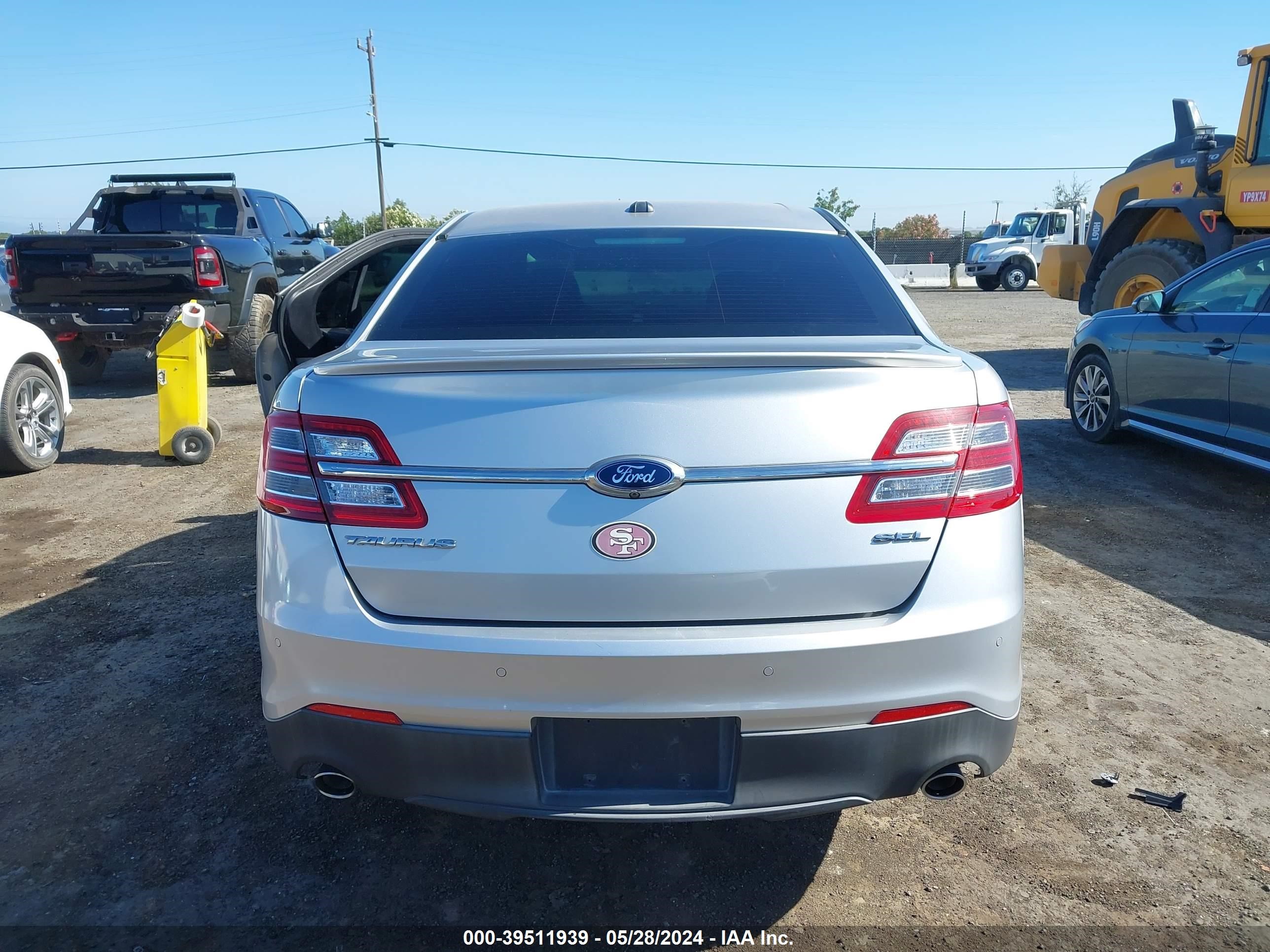 2015 Ford Taurus Sel vin: 1FAHP2E89FG181940