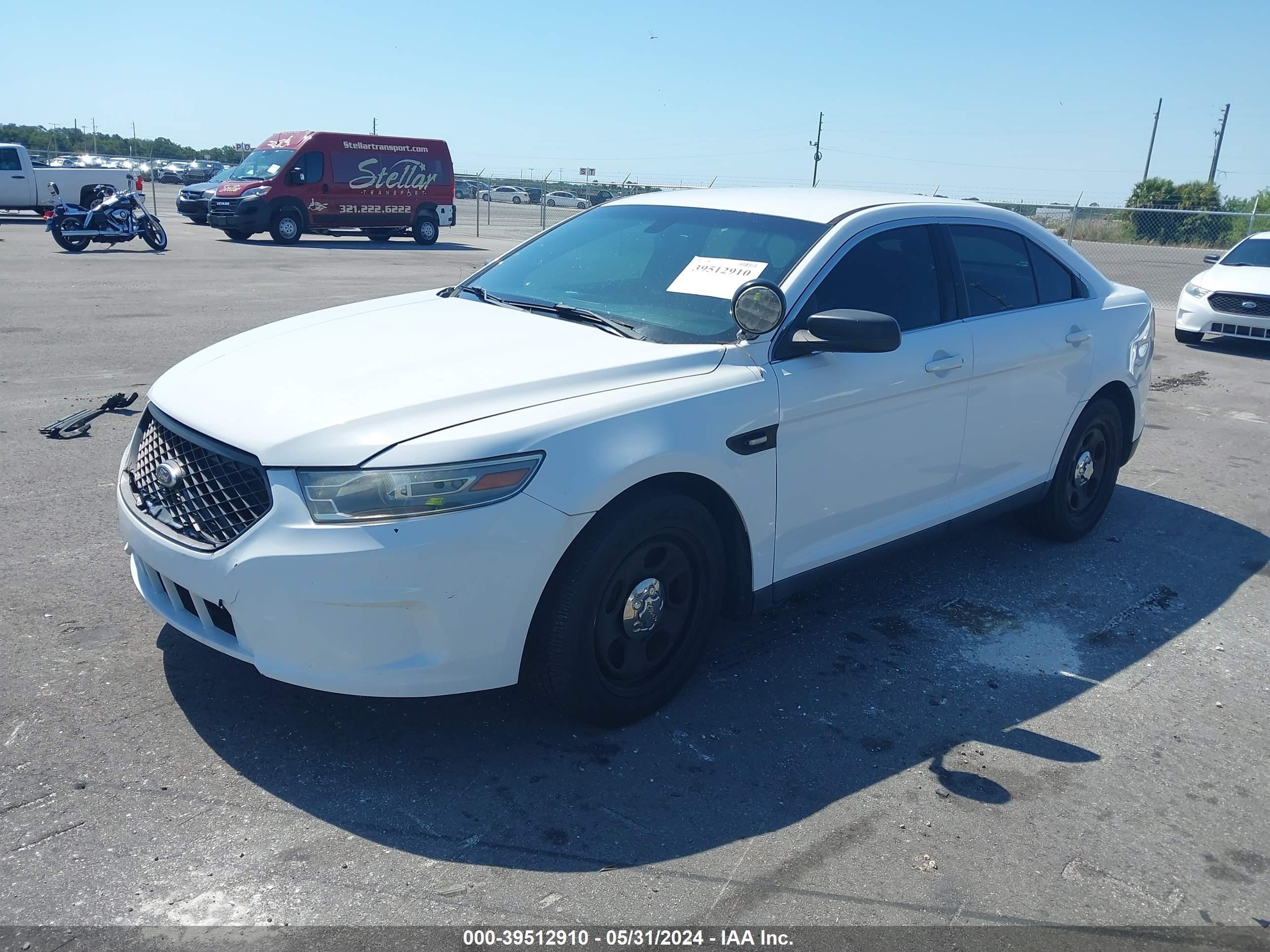 2013 Ford Police Interceptor vin: 1FAHP2M81DG110407