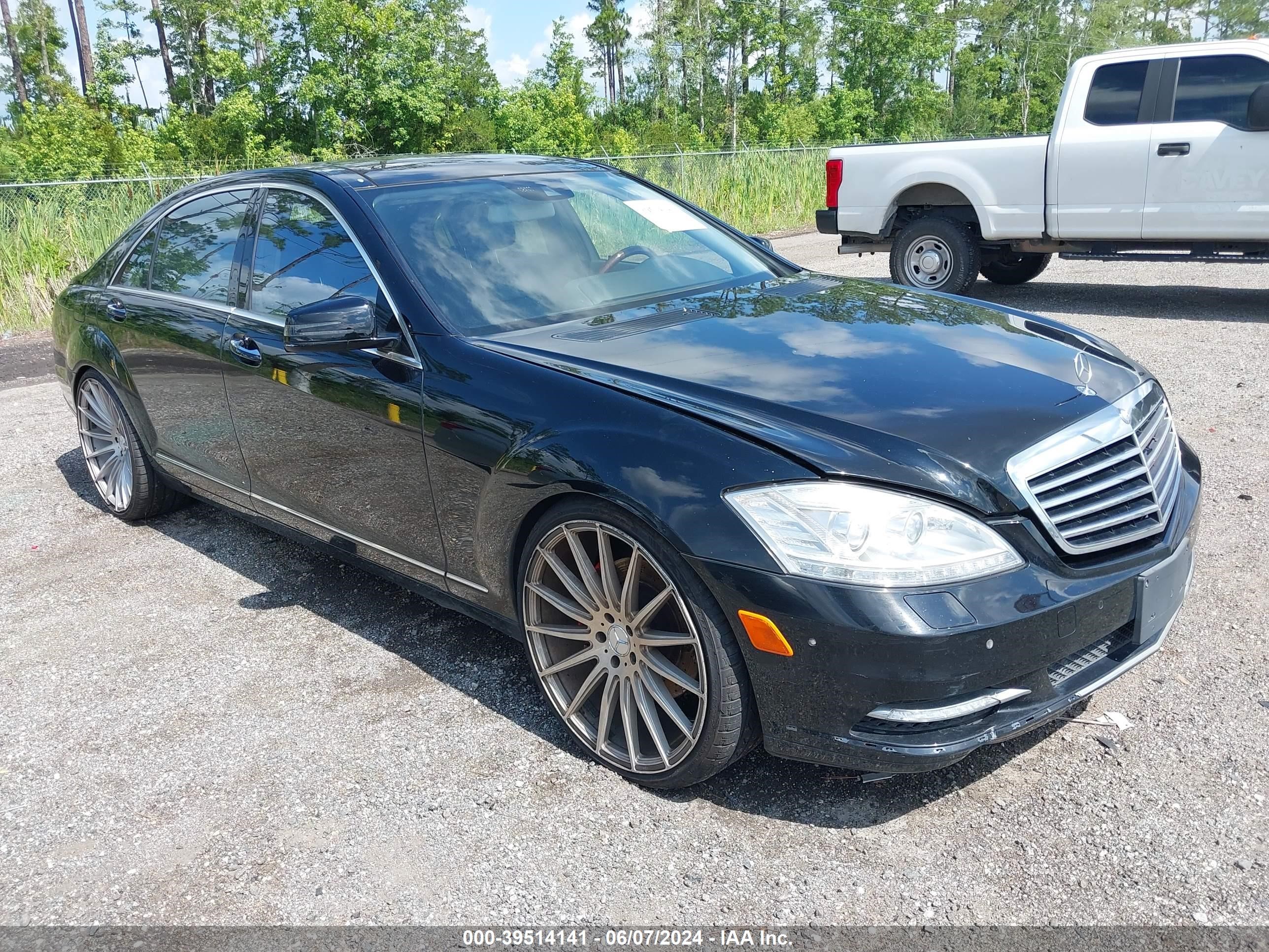 2013 Mercedes-Benz S 550 4Matic vin: WDDNG9EB7DA526325