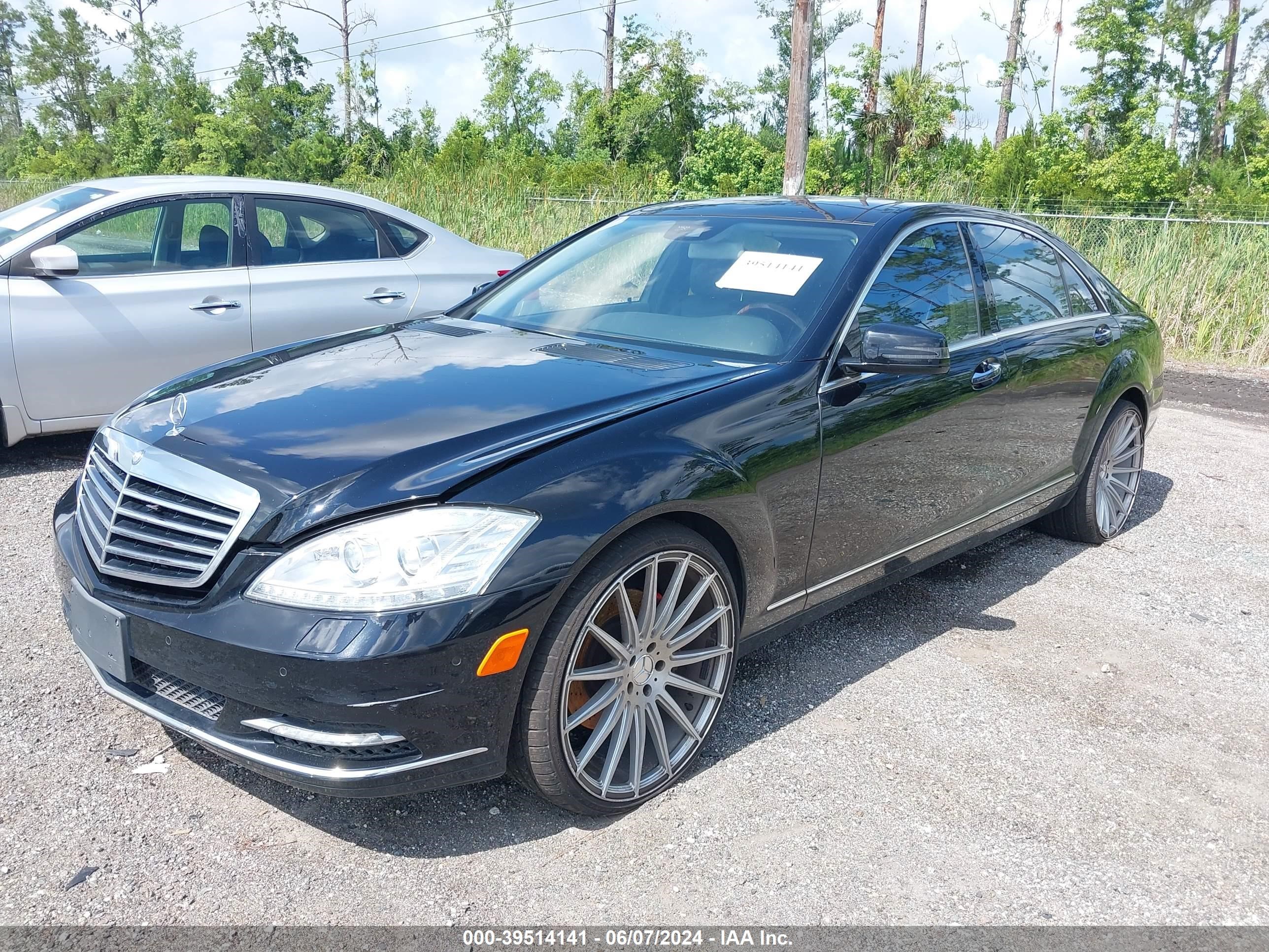 2013 Mercedes-Benz S 550 4Matic vin: WDDNG9EB7DA526325