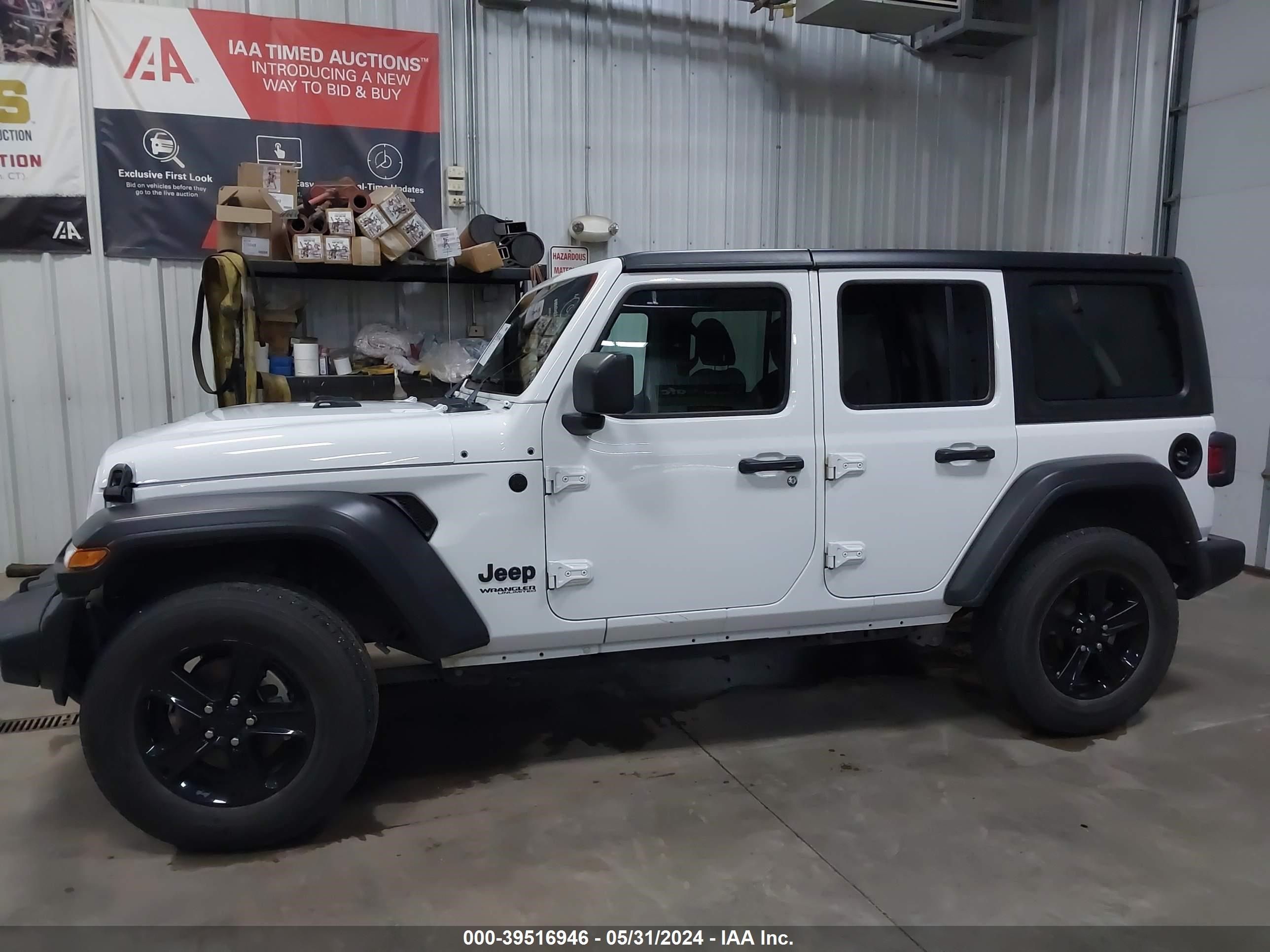 2020 Jeep Wrangler Unlimited Sport Altitude 4X4 vin: 1C4HJXDG2LW285205