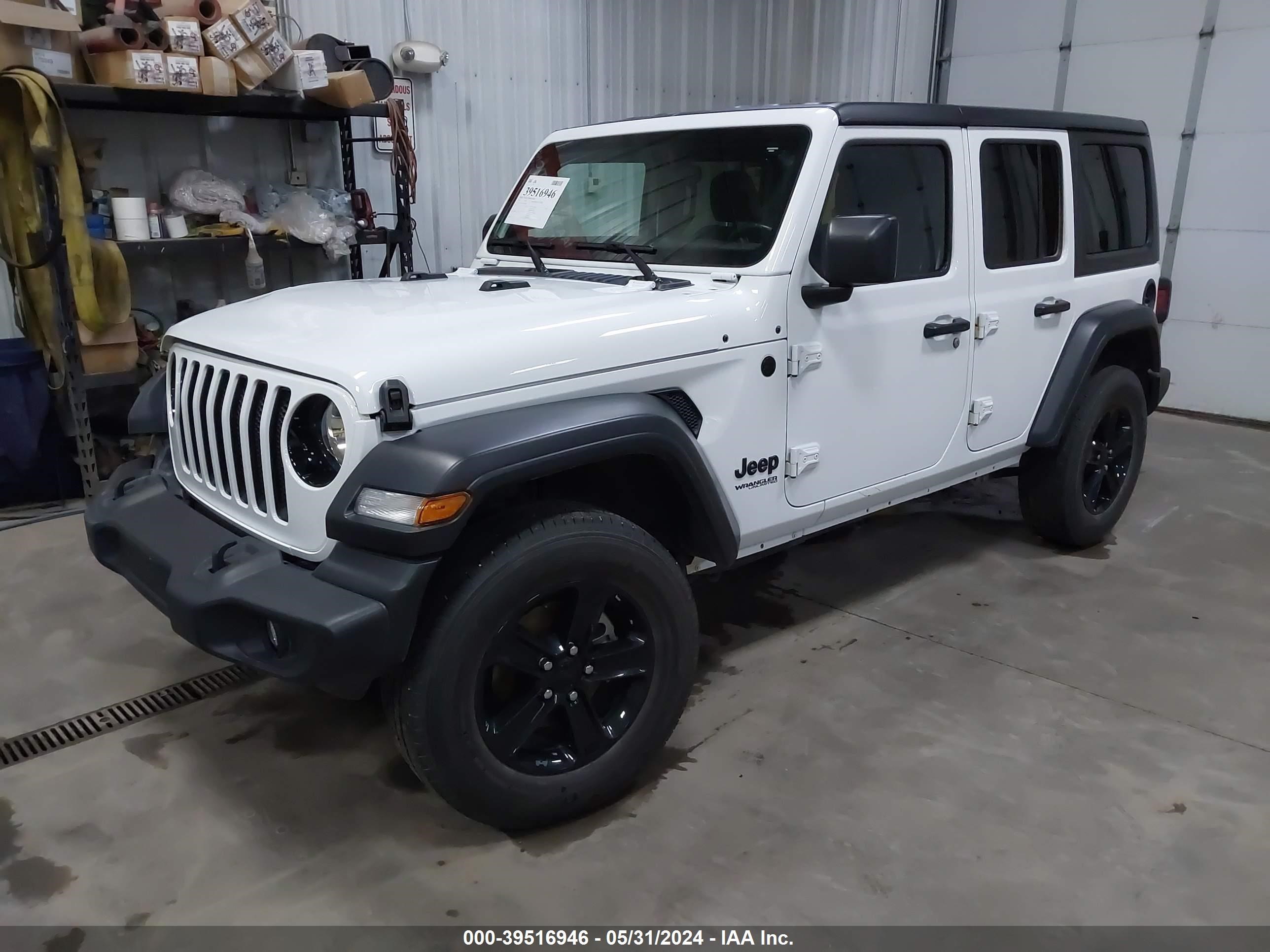 2020 Jeep Wrangler Unlimited Sport Altitude 4X4 vin: 1C4HJXDG2LW285205